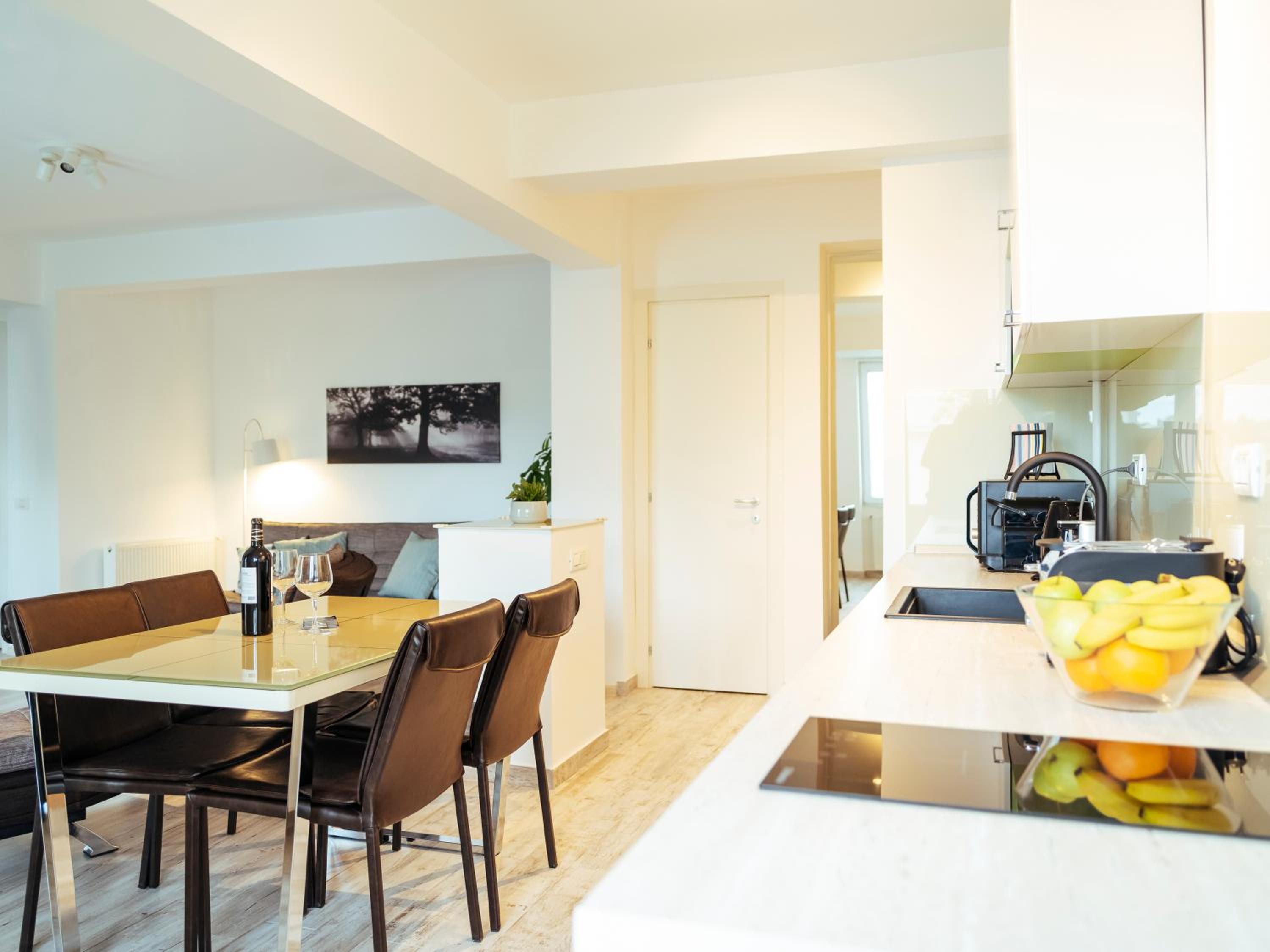 One-Bedroom Apartment - Photo 25