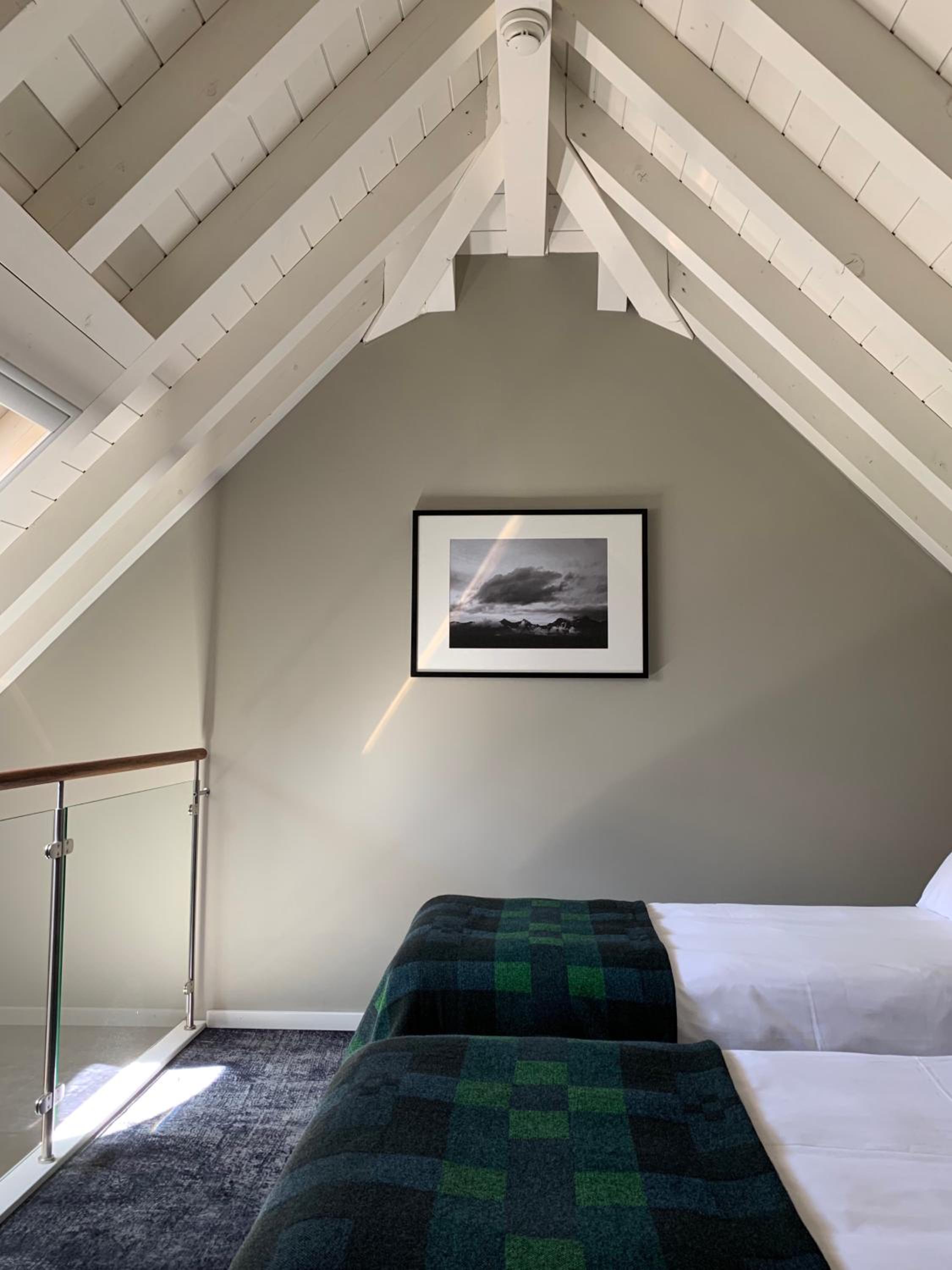 Family Suite with Balcony - Photo 4