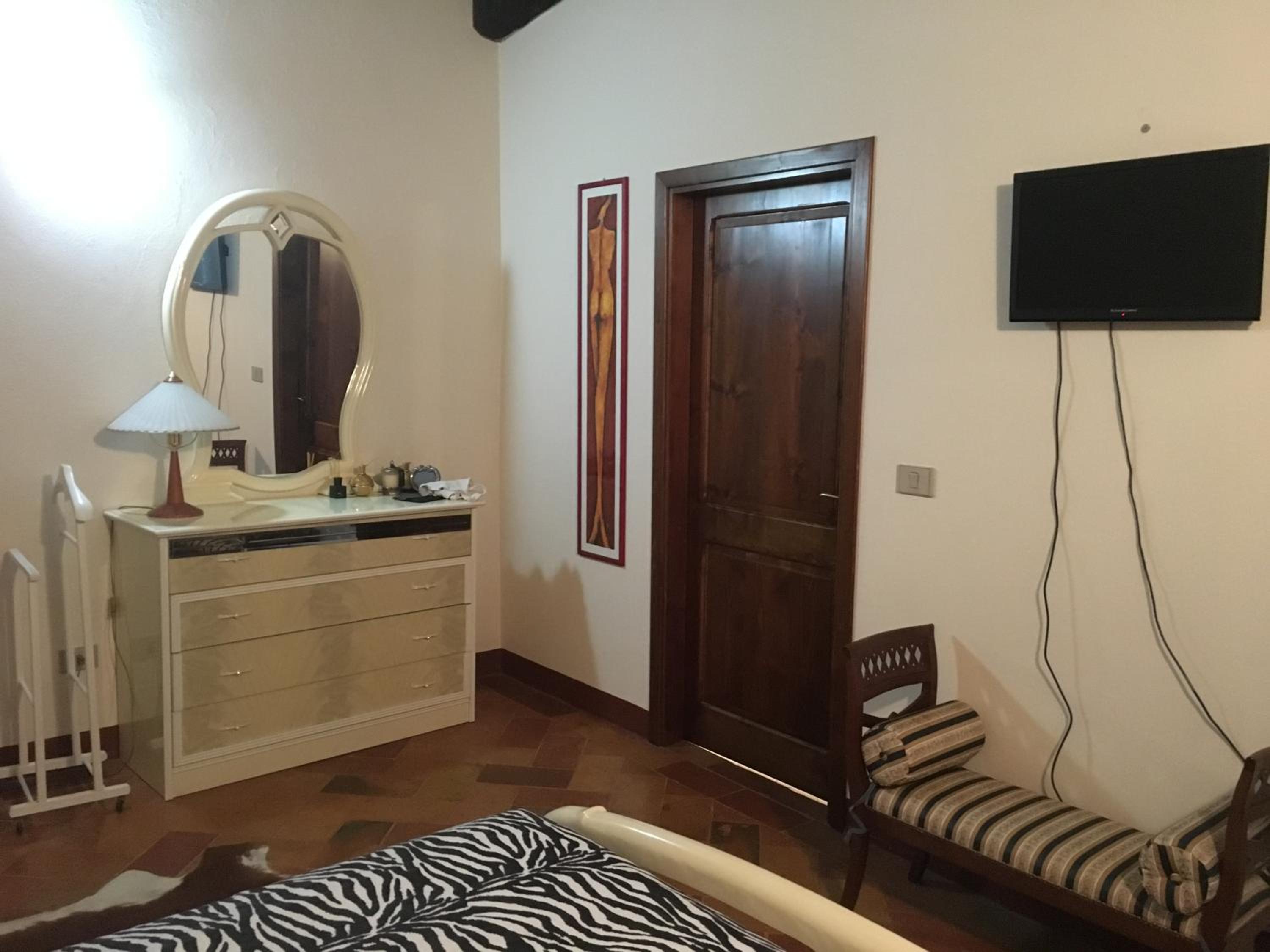 Two-Bedroom House photo 3