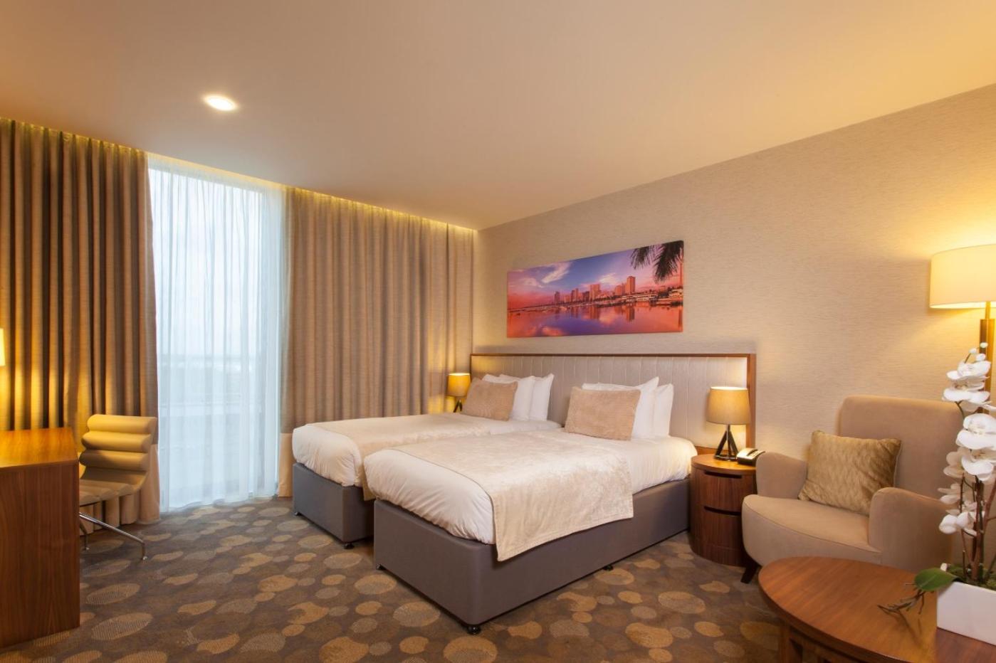 Signature Twin Room