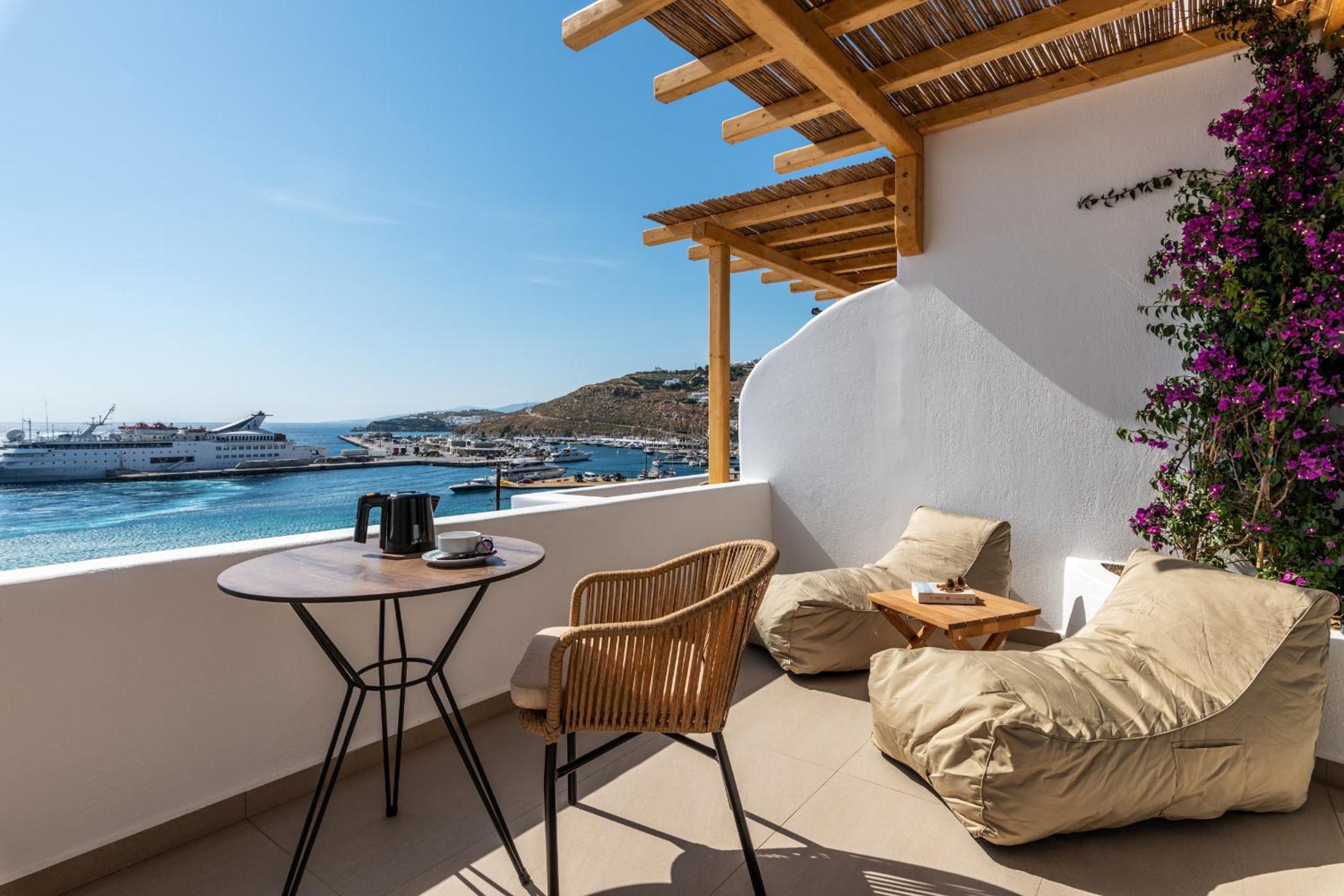 Deluxe Double Room with Sea View - Photo 7