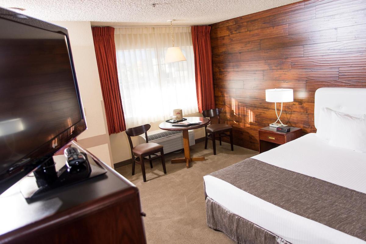 Motor Lodge King Room - Non-Smoking photo 1