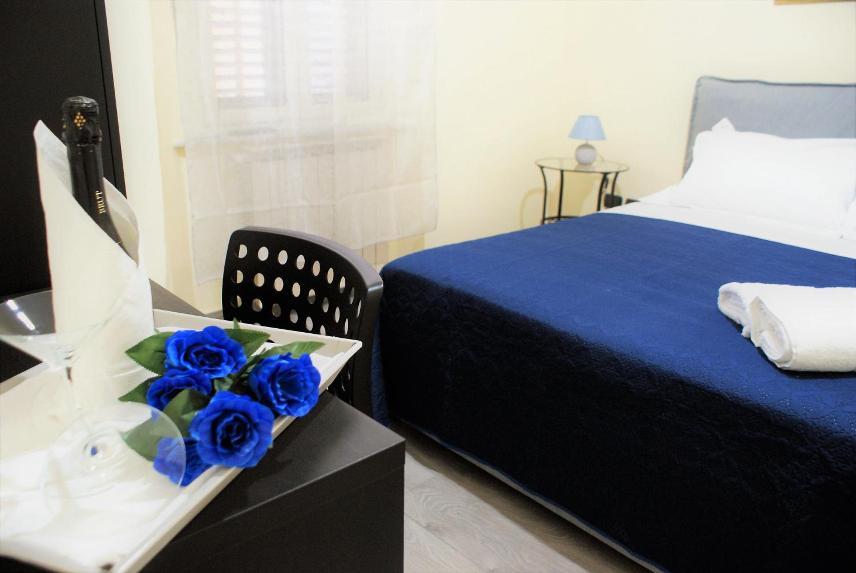 Double Room - Photo 1