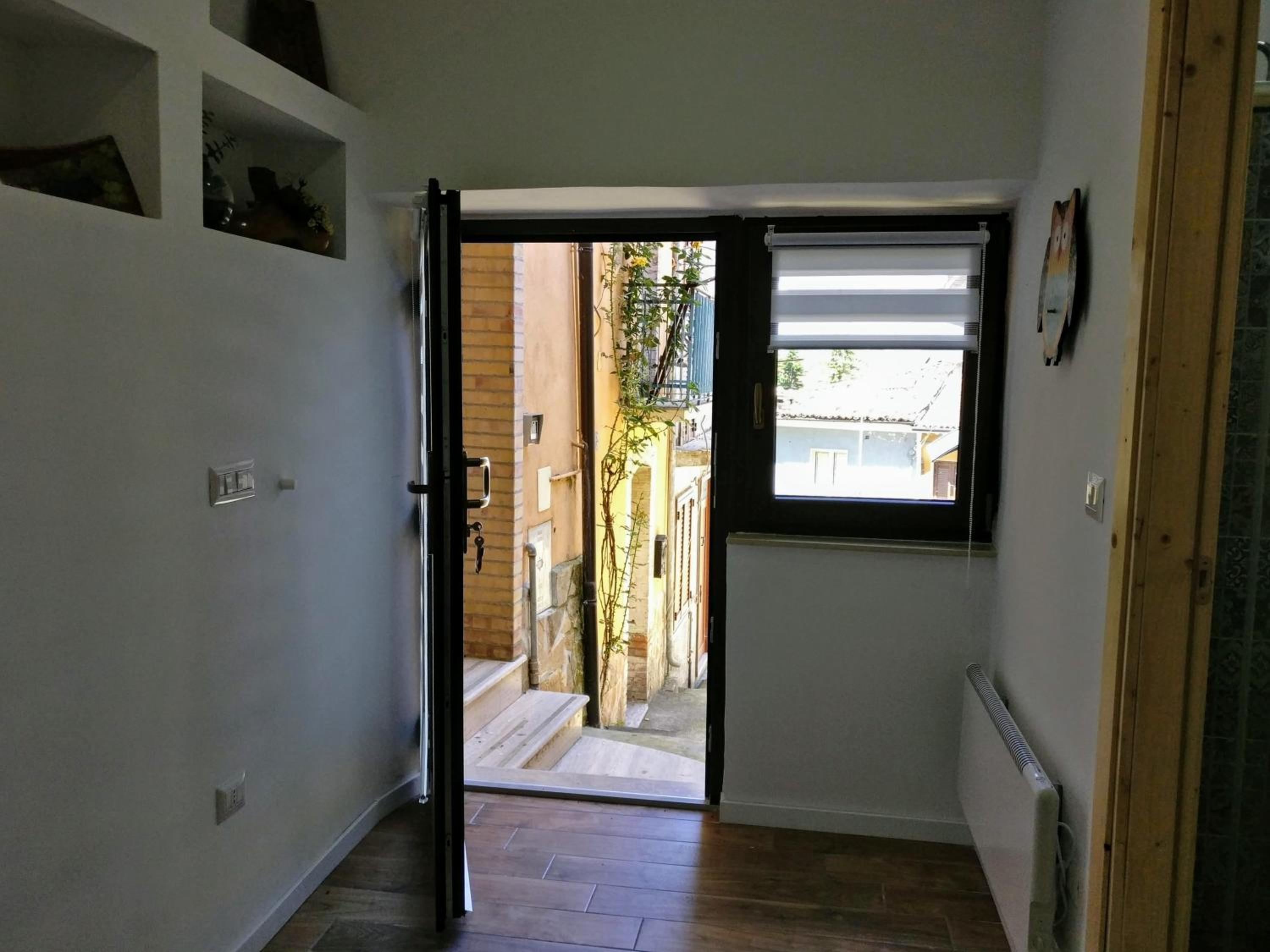 Two-Bedroom House - Photo 42