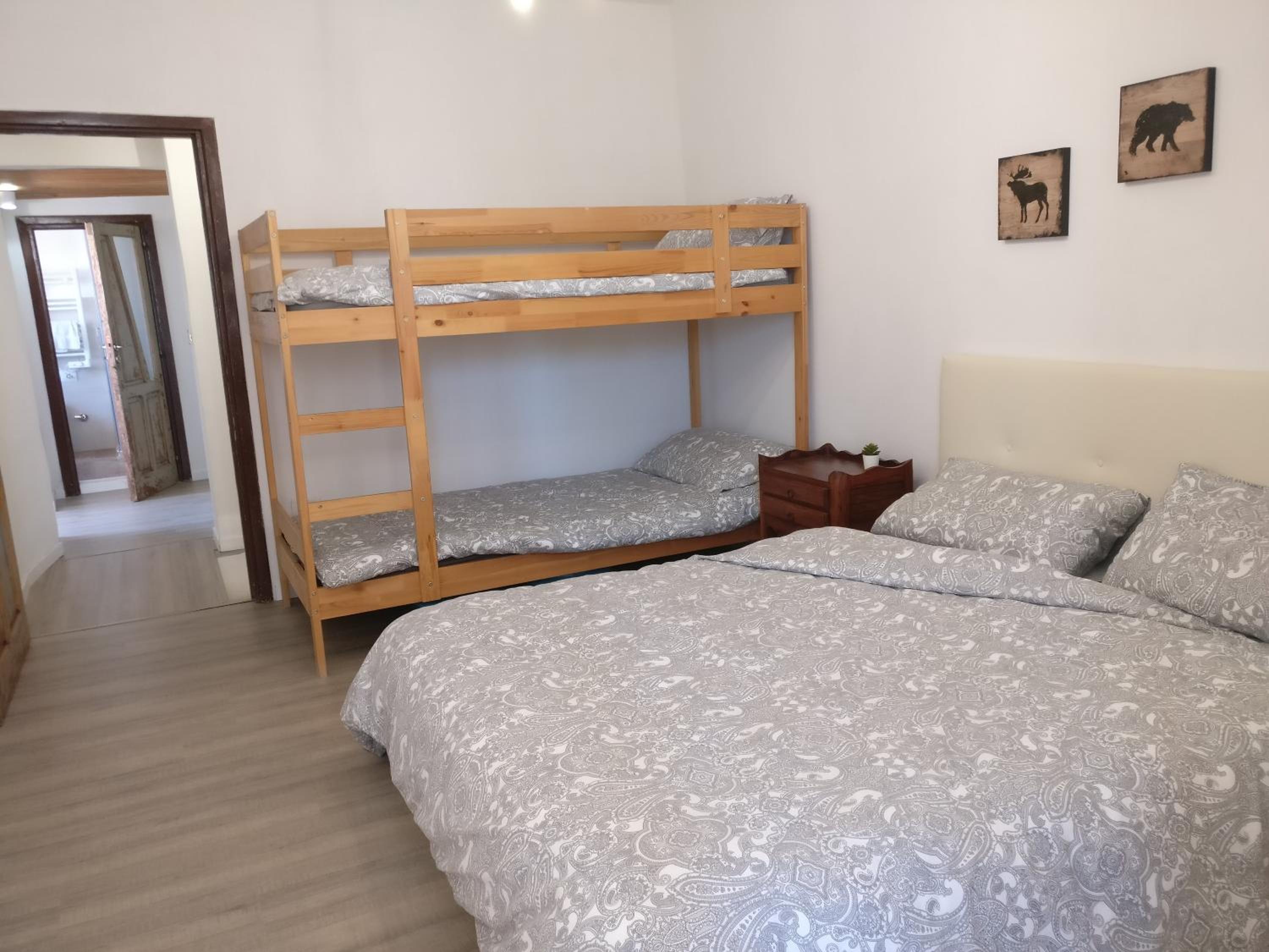 Two-Bedroom House - Photo 29