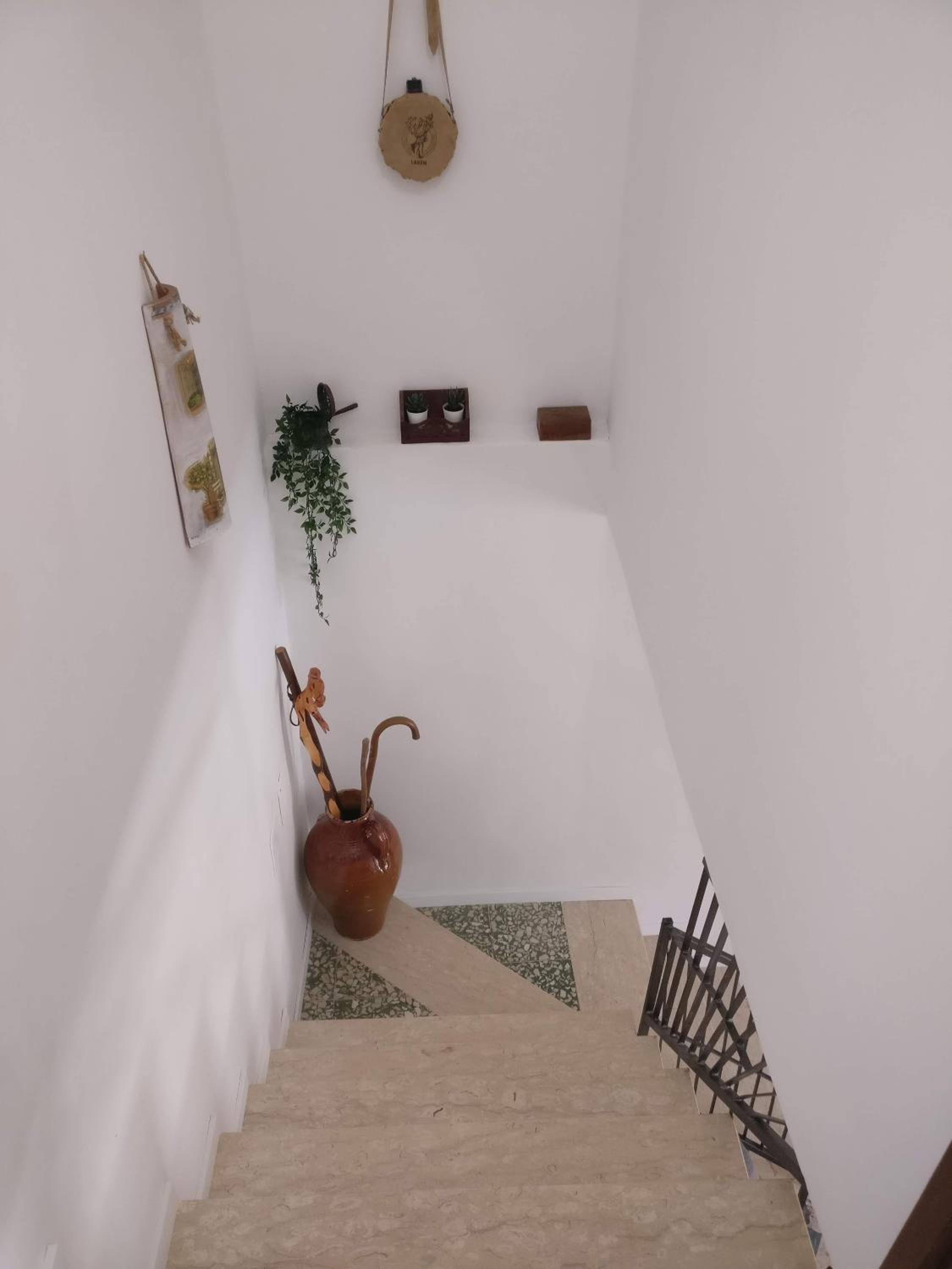 Two-Bedroom House - Photo 27