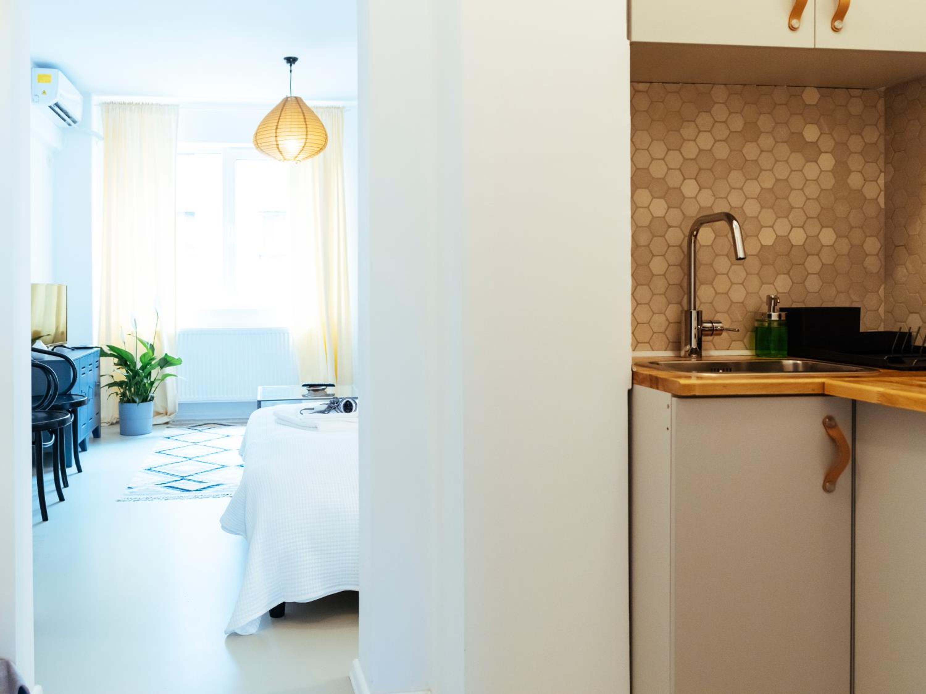 One-Bedroom Apartment - Photo 26