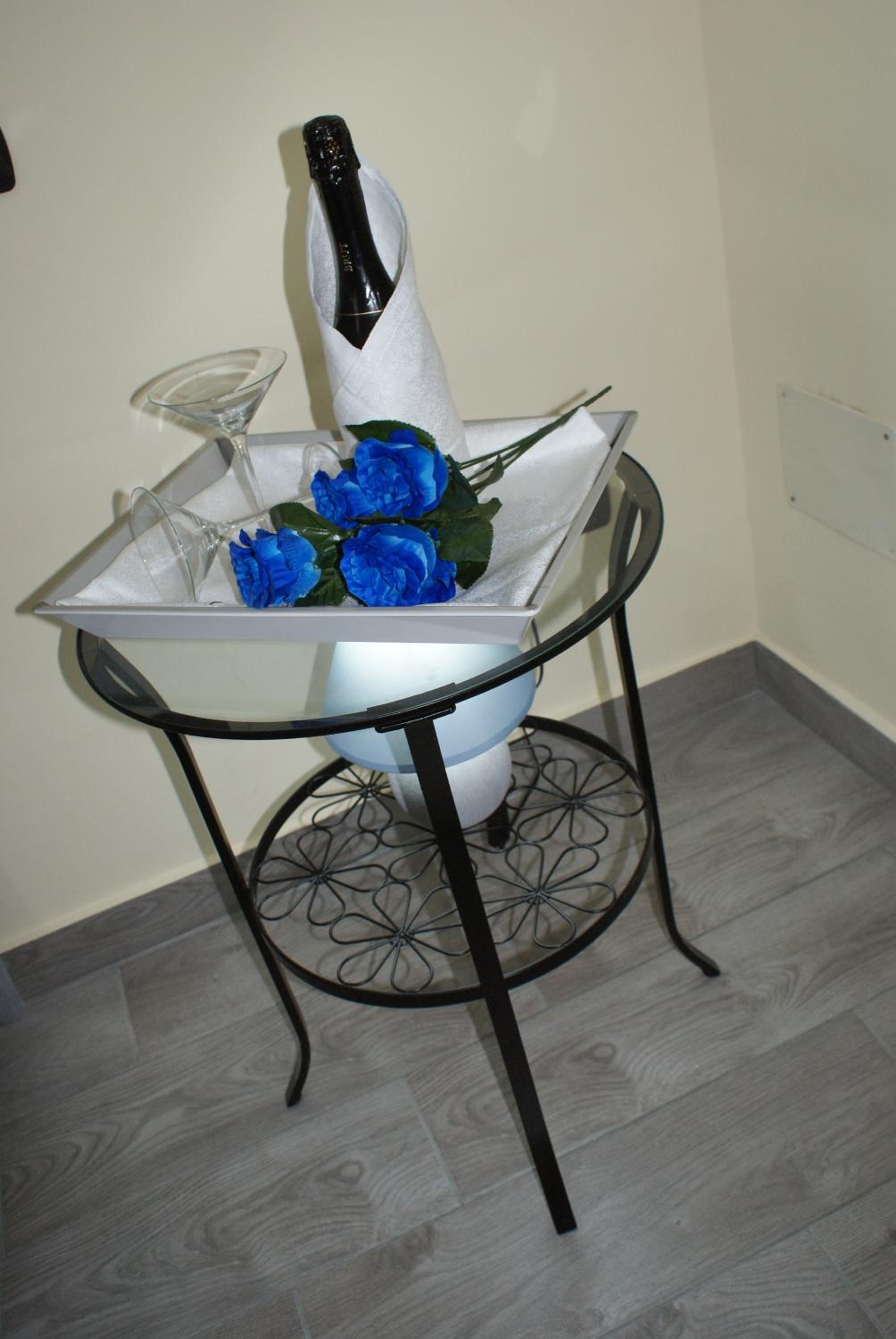 Double Room - Photo 2