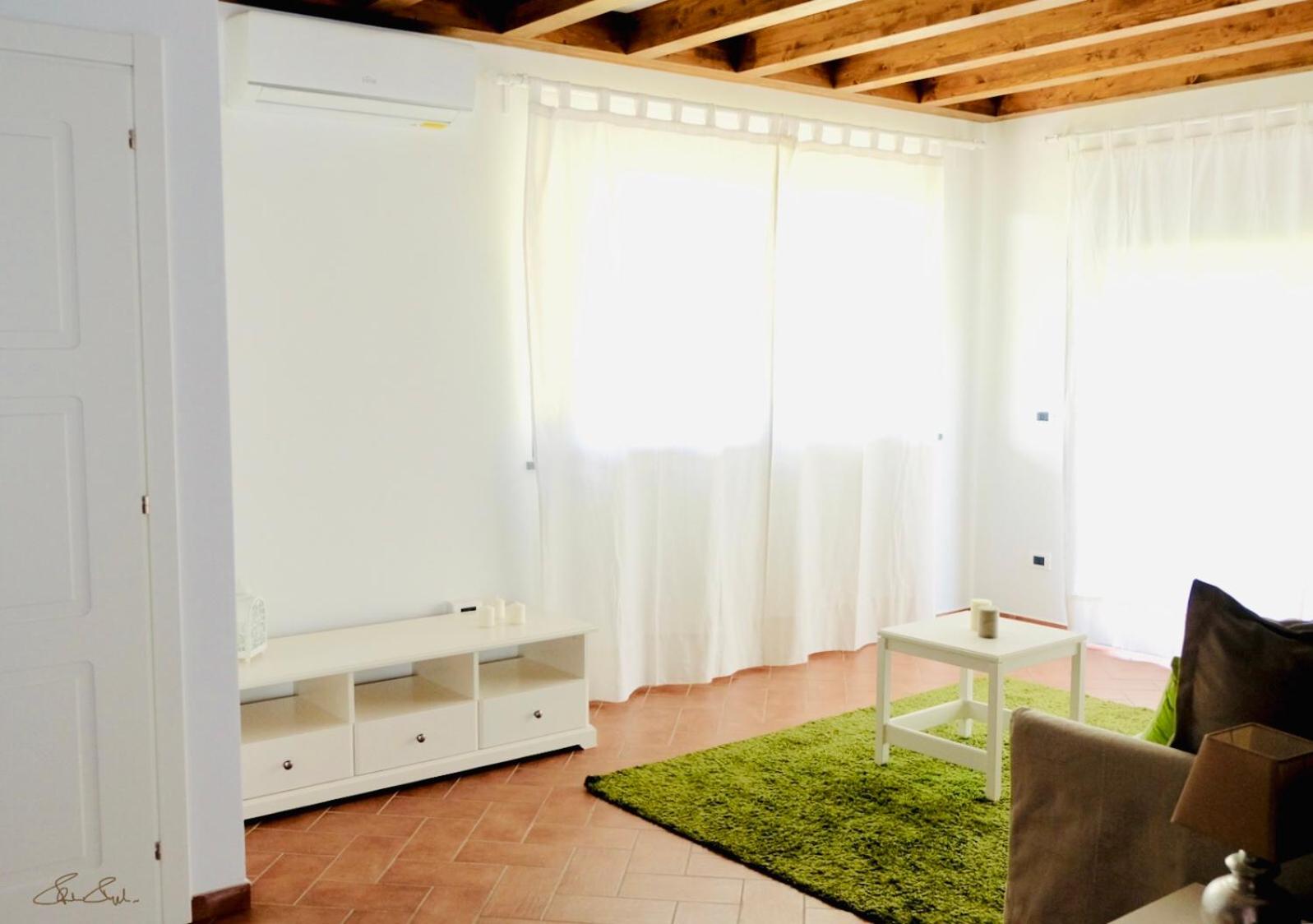Apartment with Pool View  photo 2