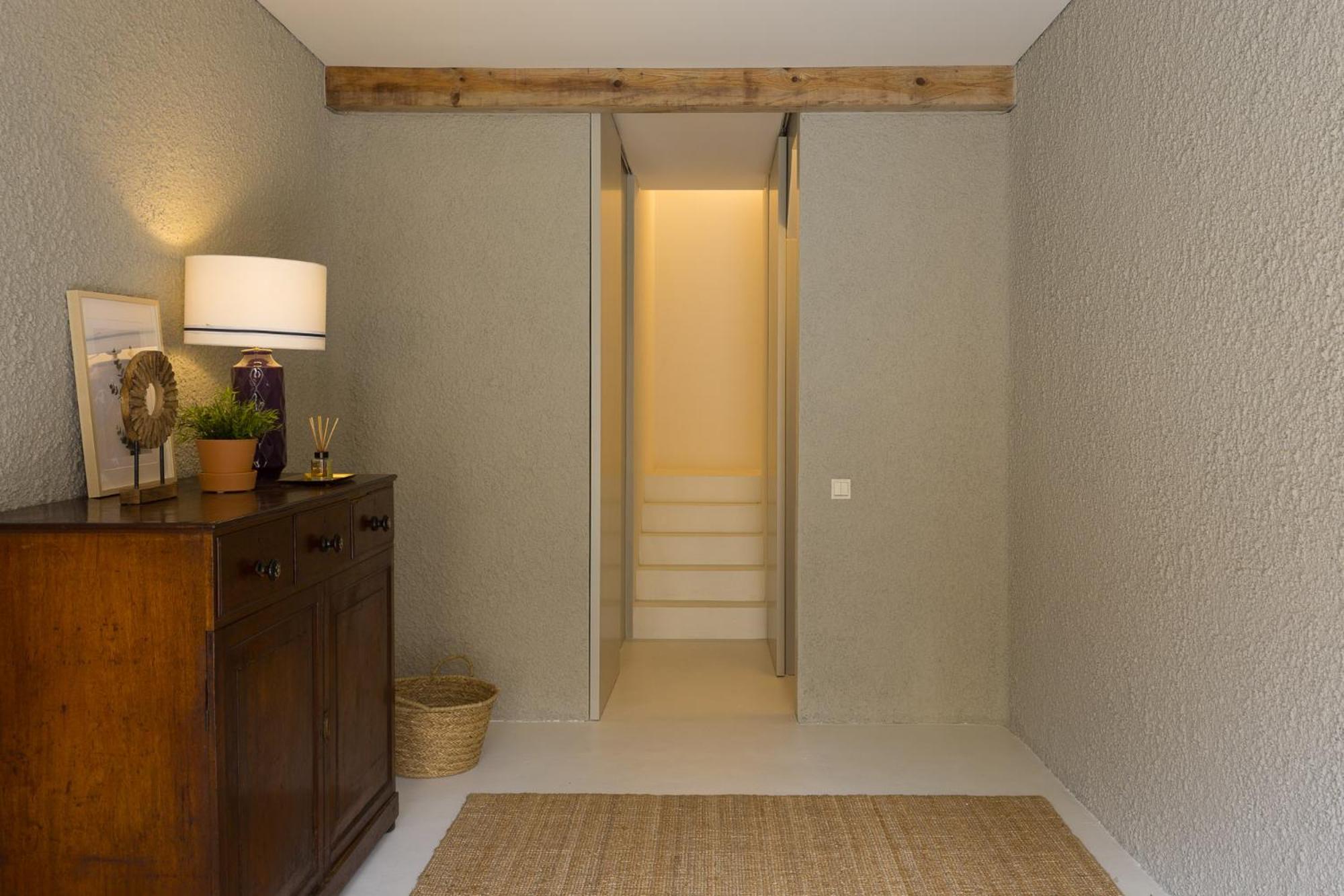 Two-Bedroom Townhouse - Photo 30