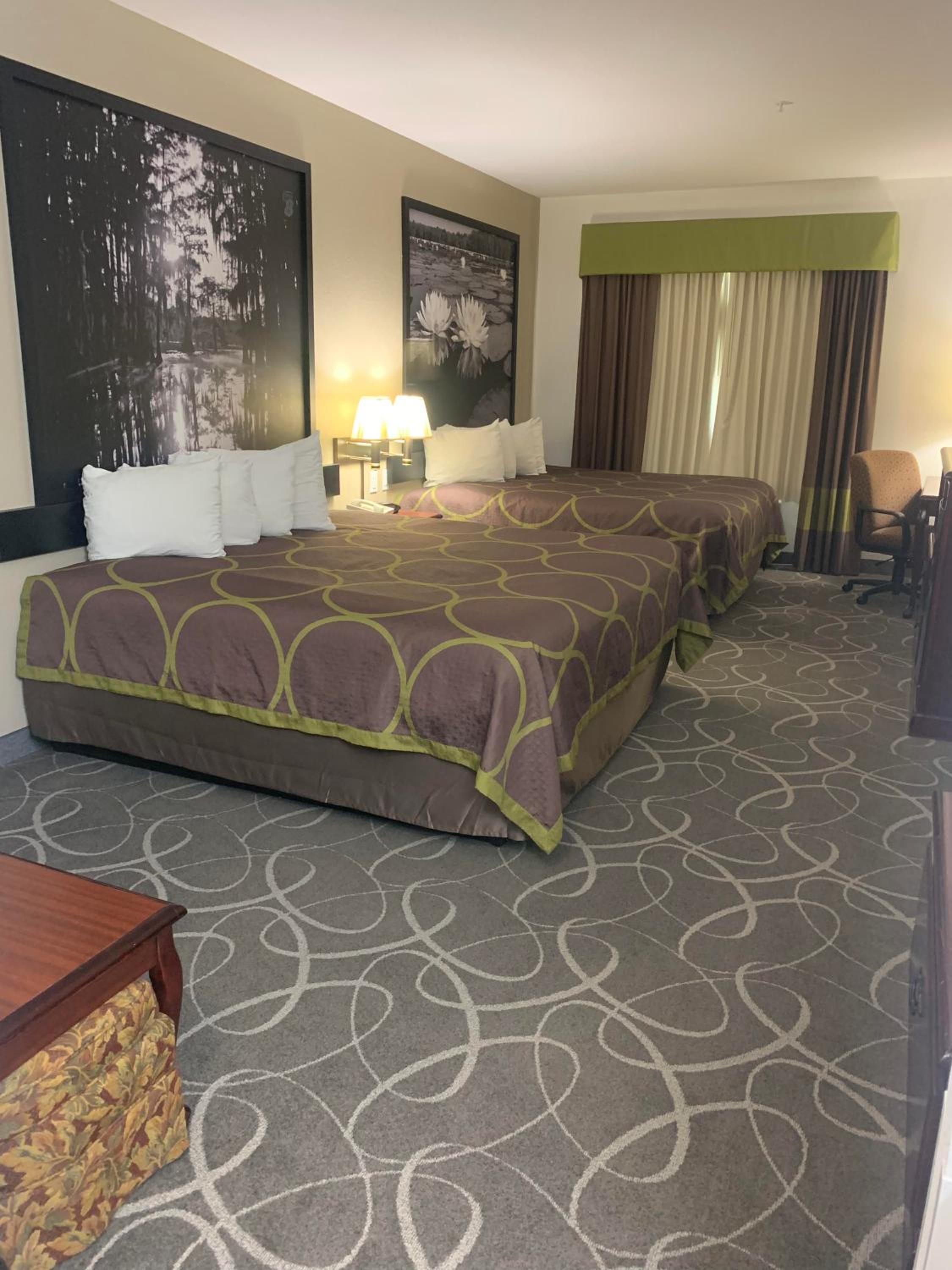 Queen Room with Two Queen Beds - Smoking - Photo 1