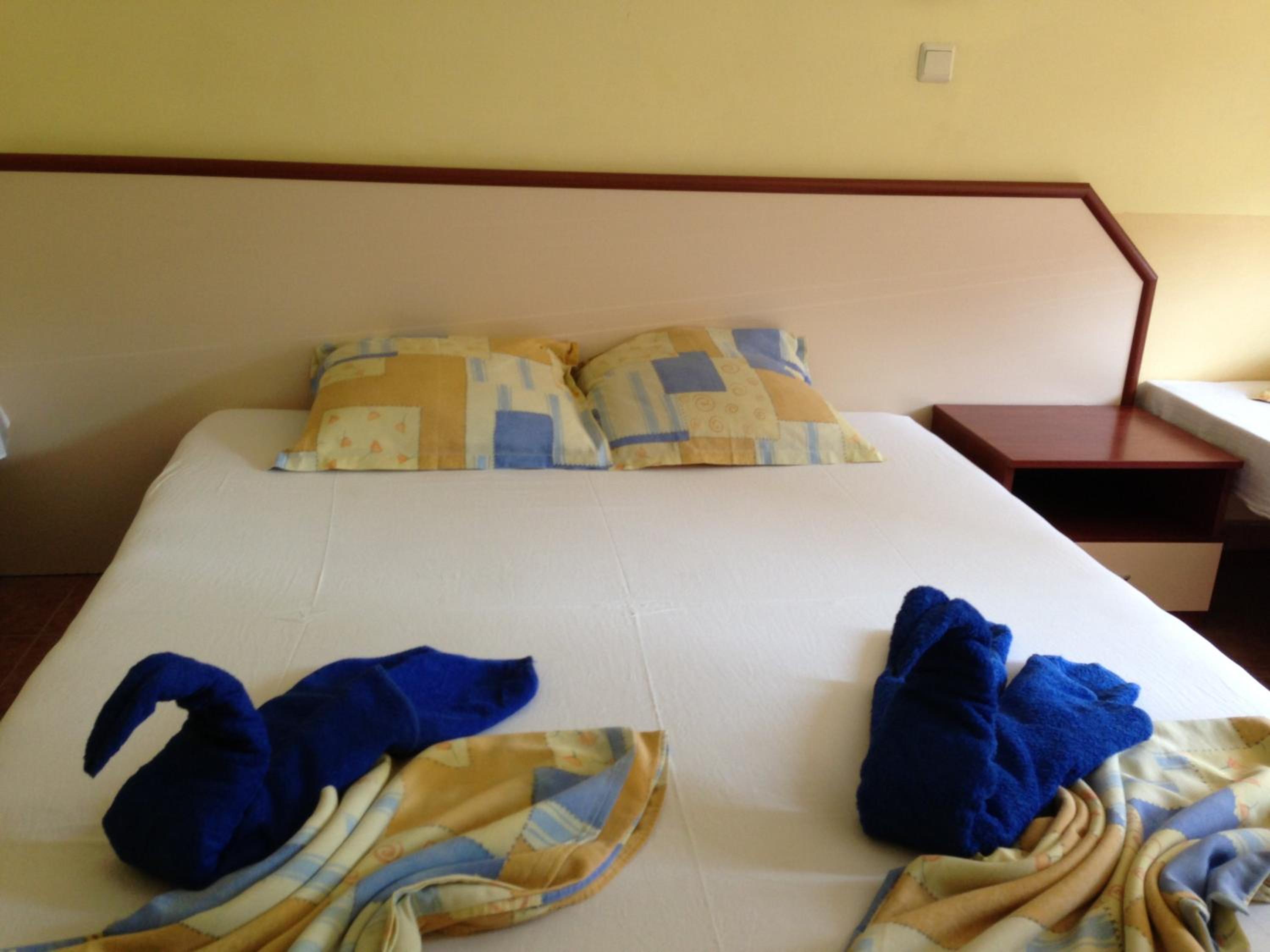 Two-Bedroom Suite with Balcony photo 3