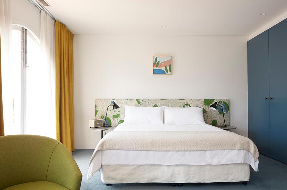 King Room with Side View  photo 1
