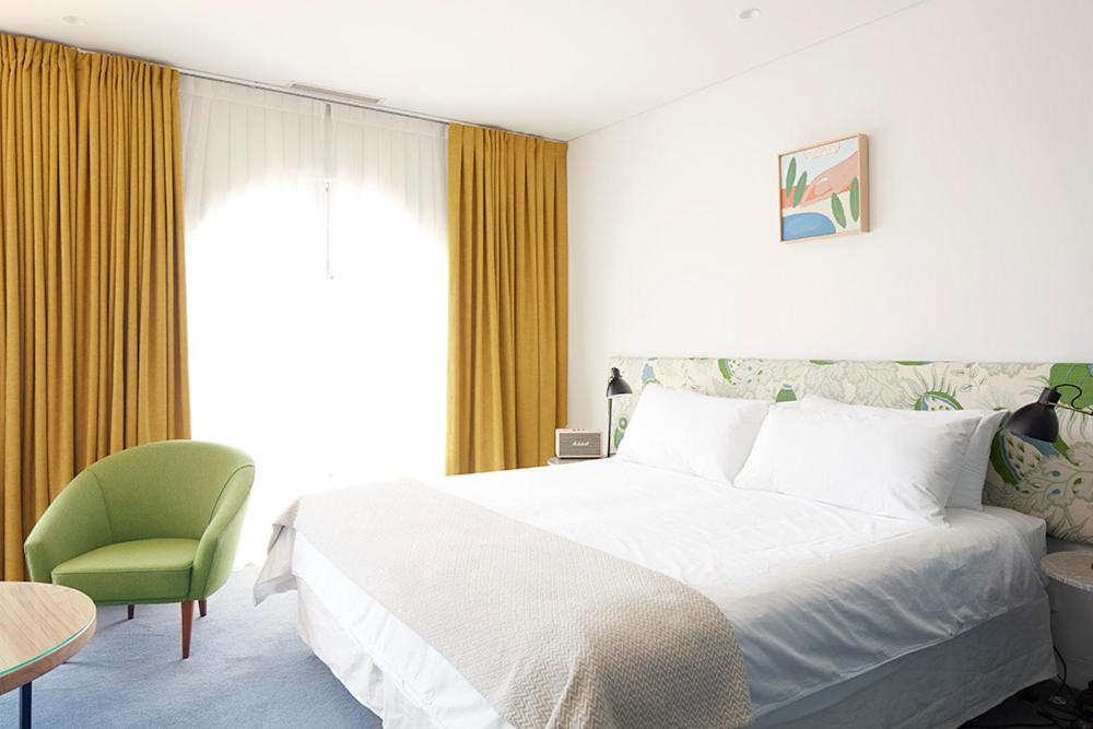 Beach Front King Room photo 1