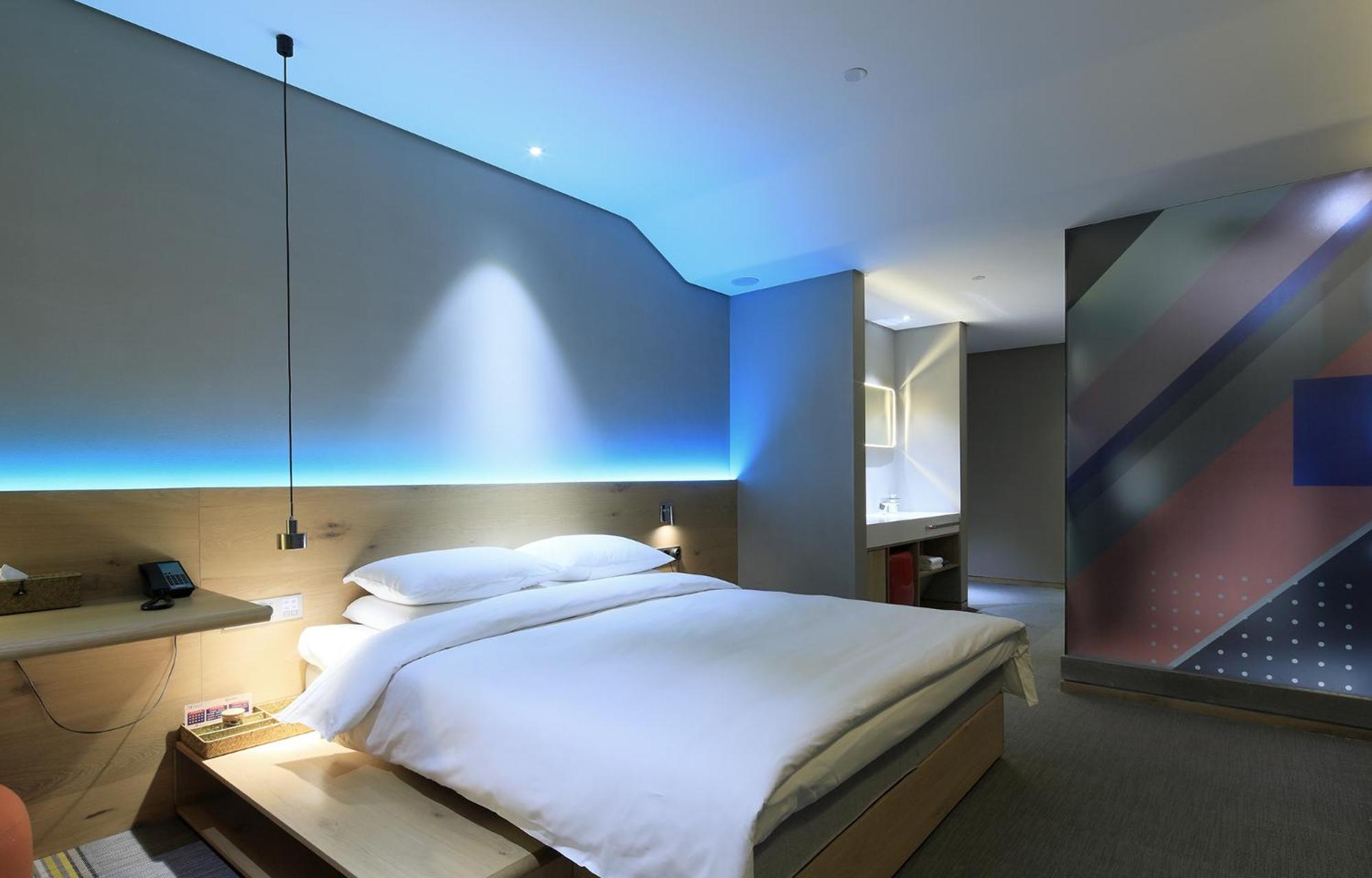 Deluxe Double Room with Bath
