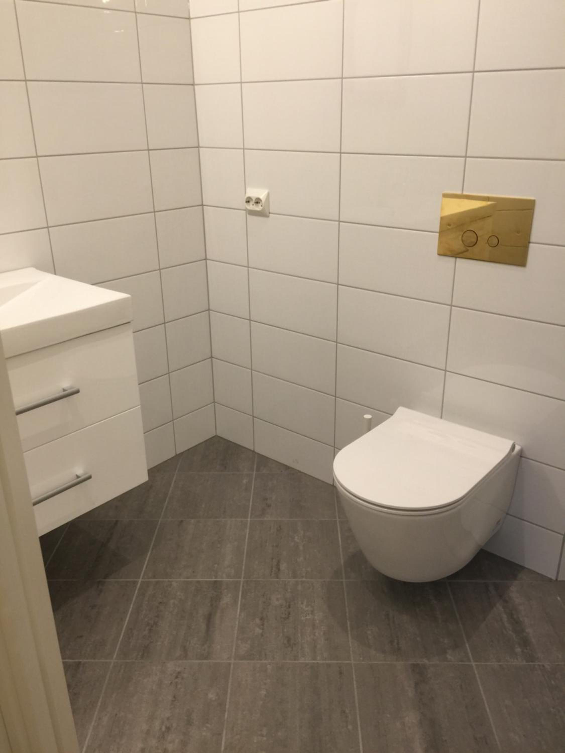 Deluxe Double or Twin Room with City View - Photo 15