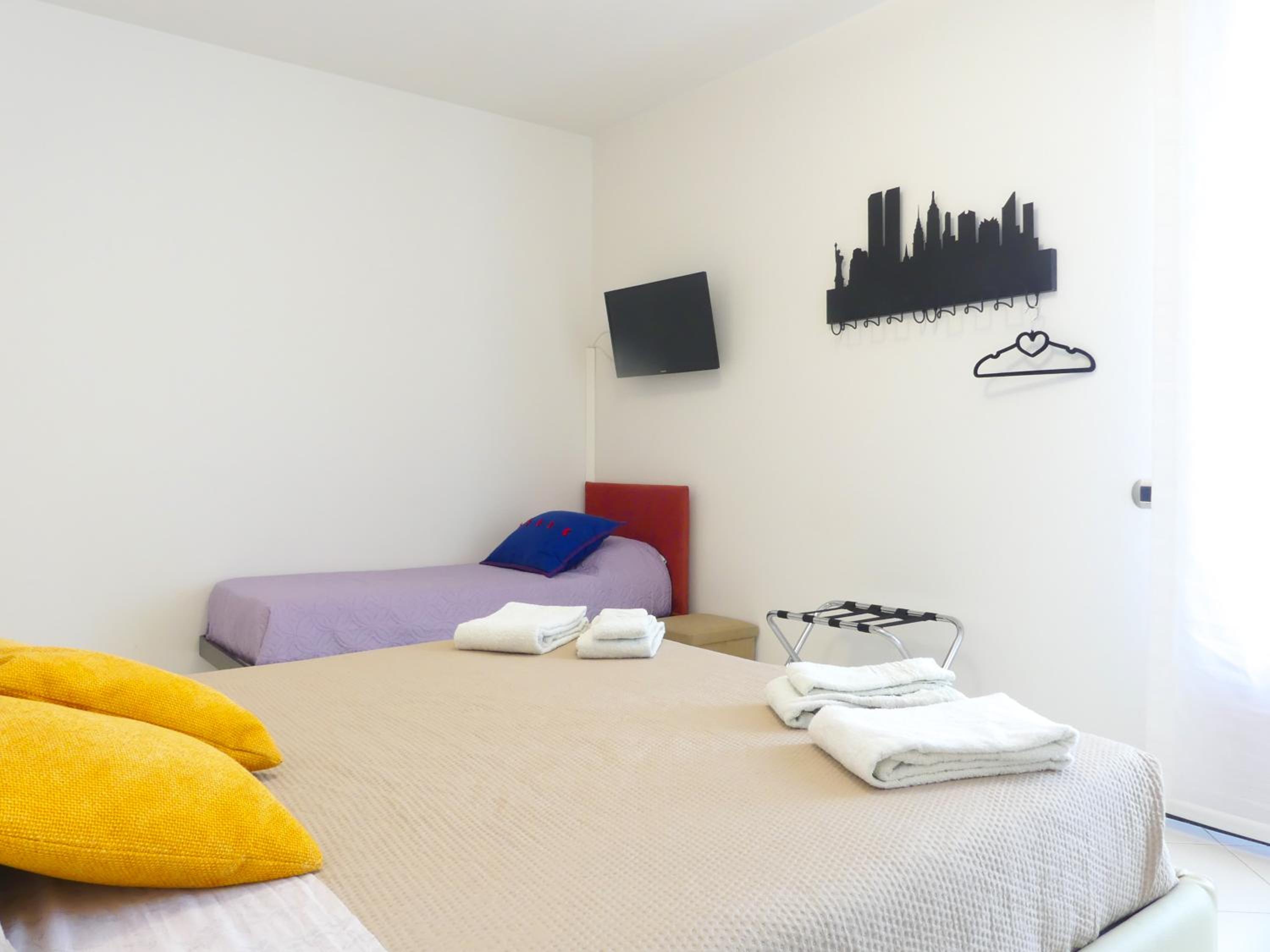 Junior Suite with Balcony - Photo 1