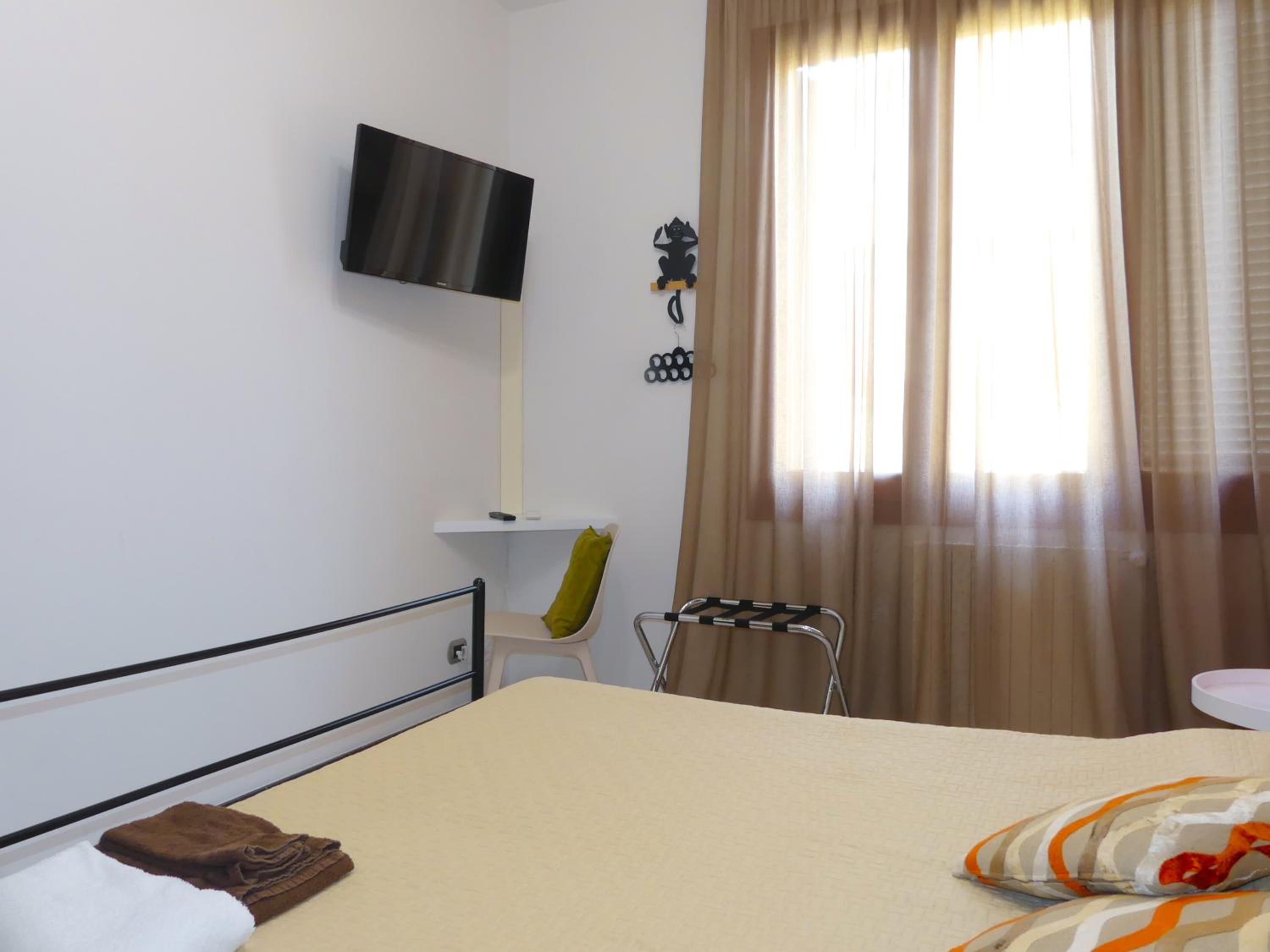 Deluxe Quadruple Room - Photo 2