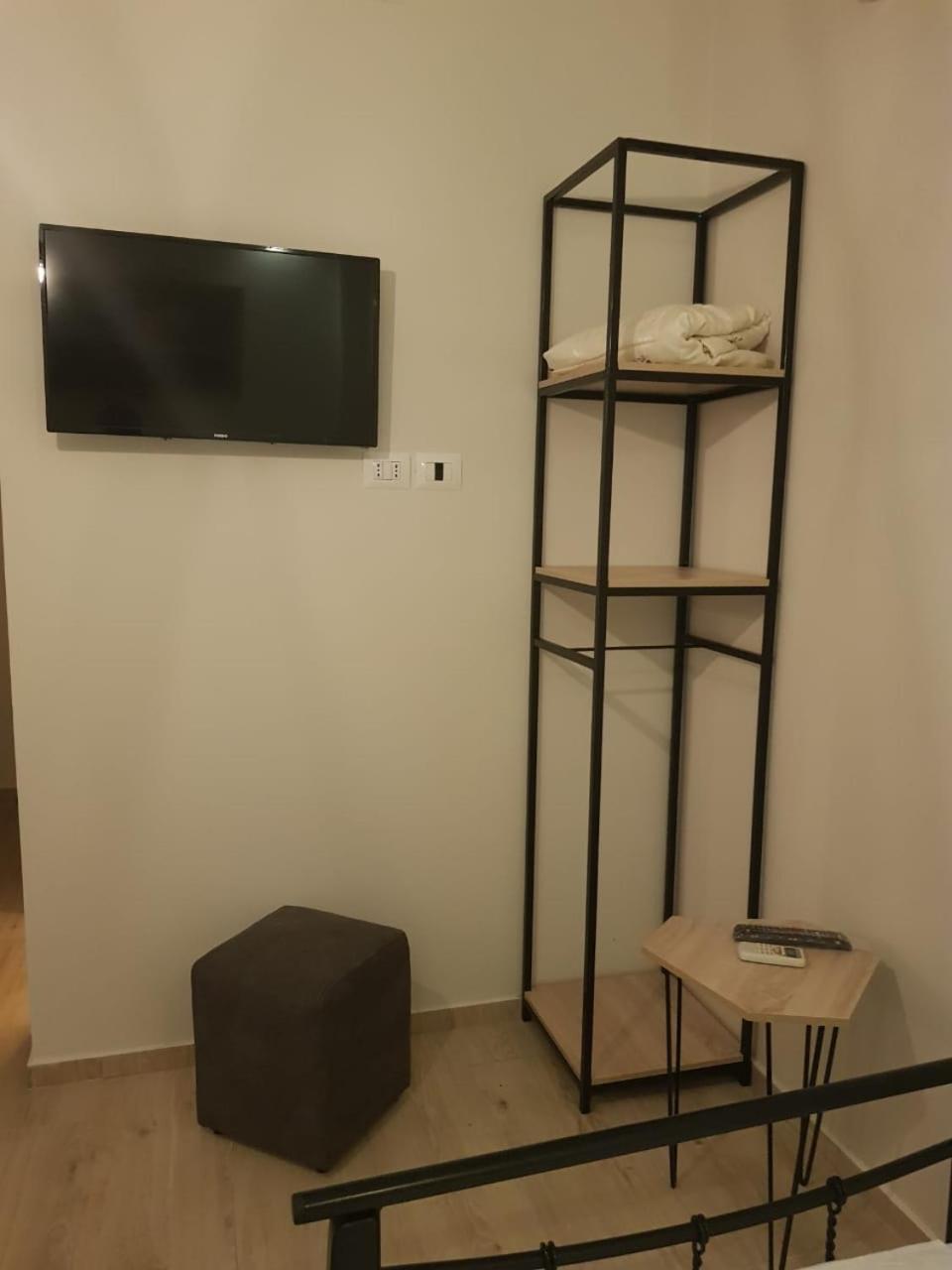 Family Room photo 2