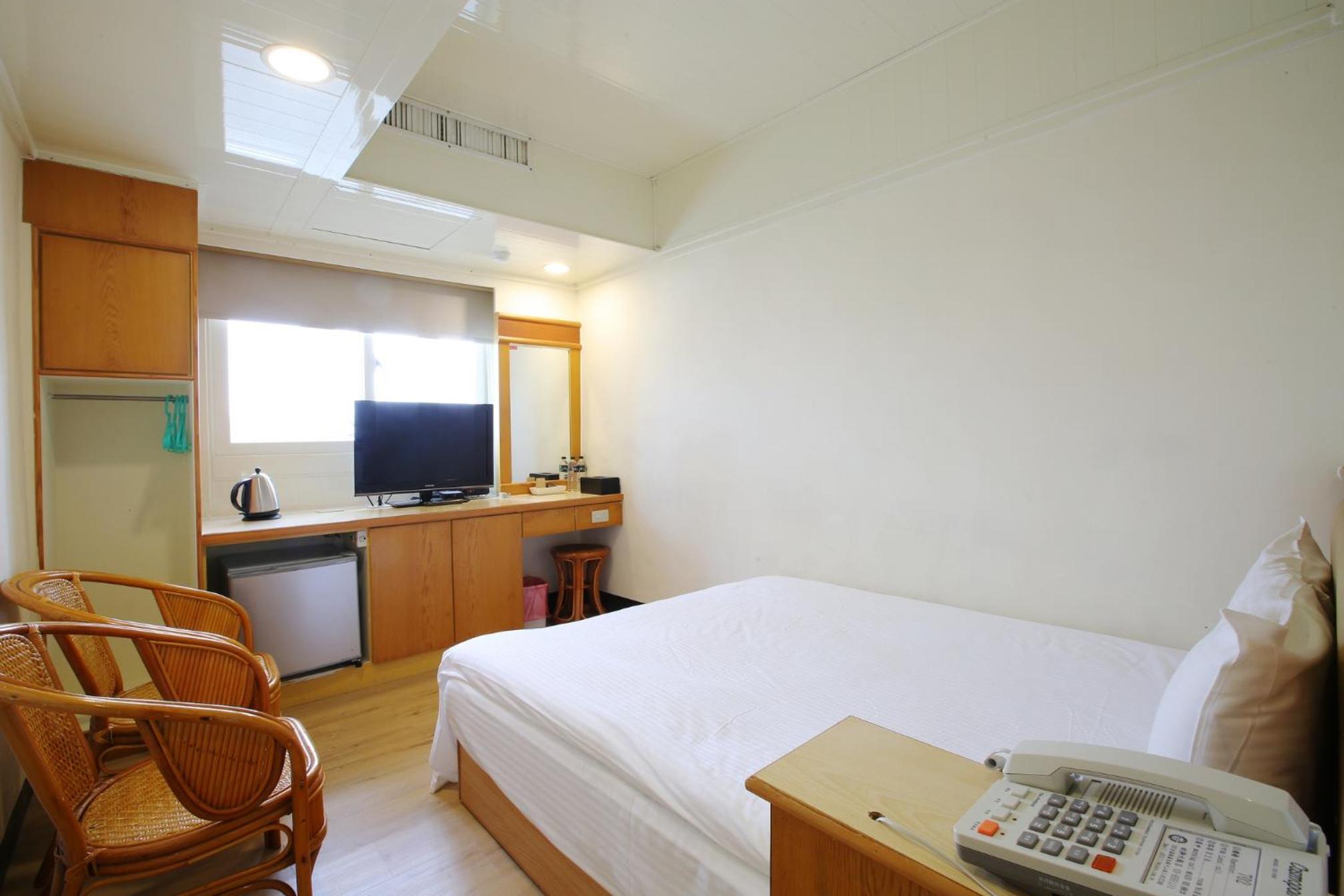 Standard Double Room photo 3