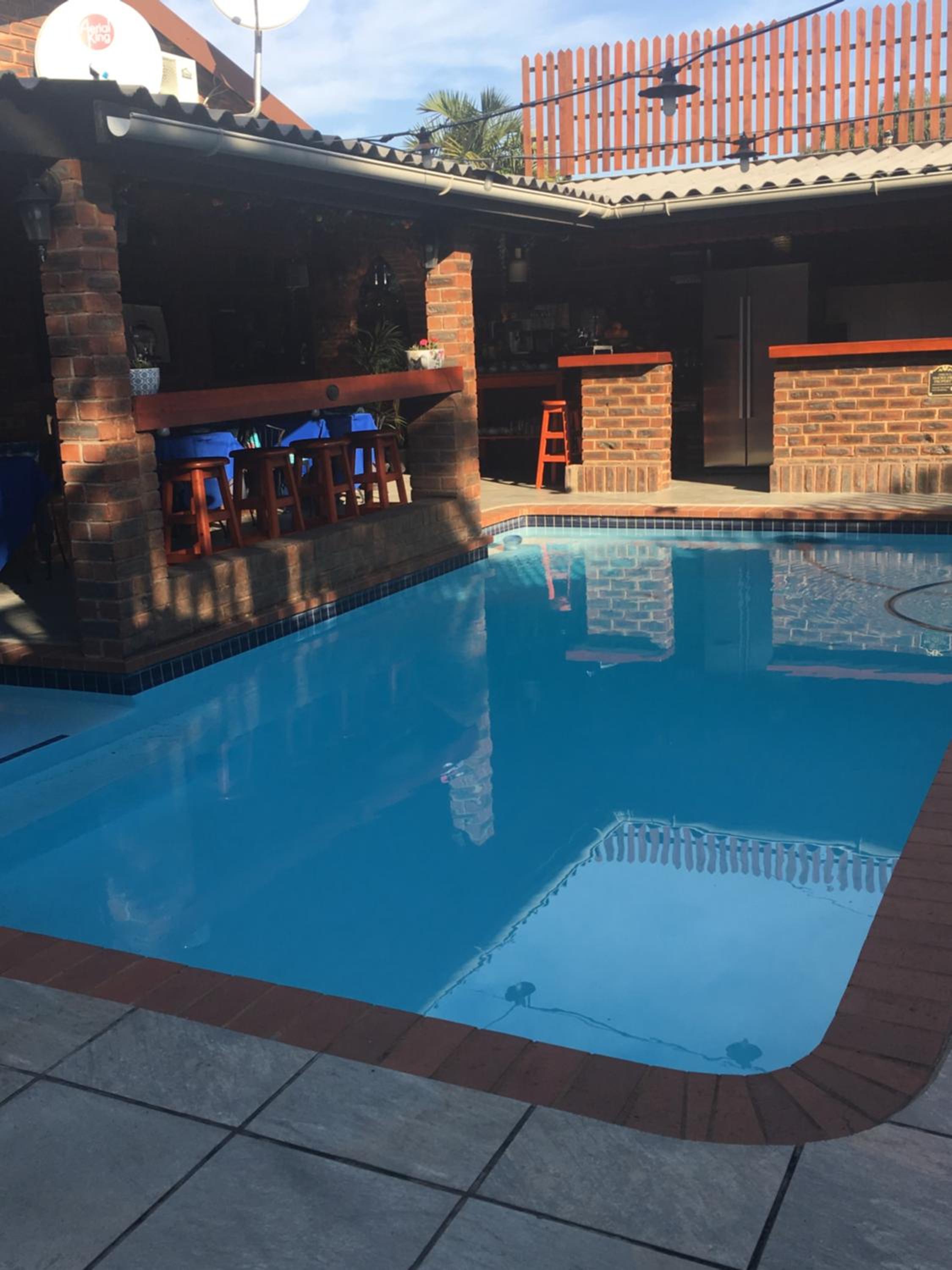 Studio with Pool View photo 3