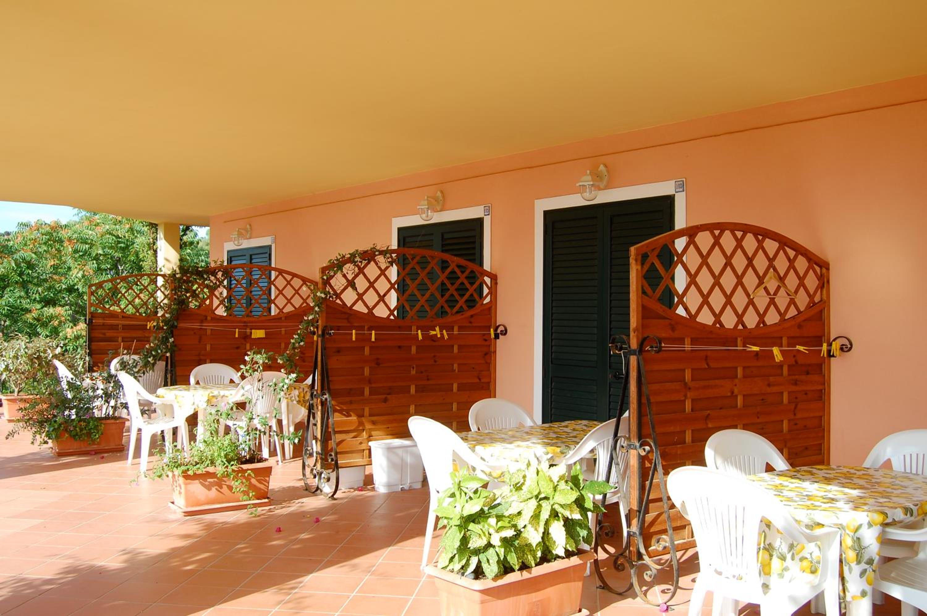 Two-Bedroom Apartment (4 Adults) photo 3