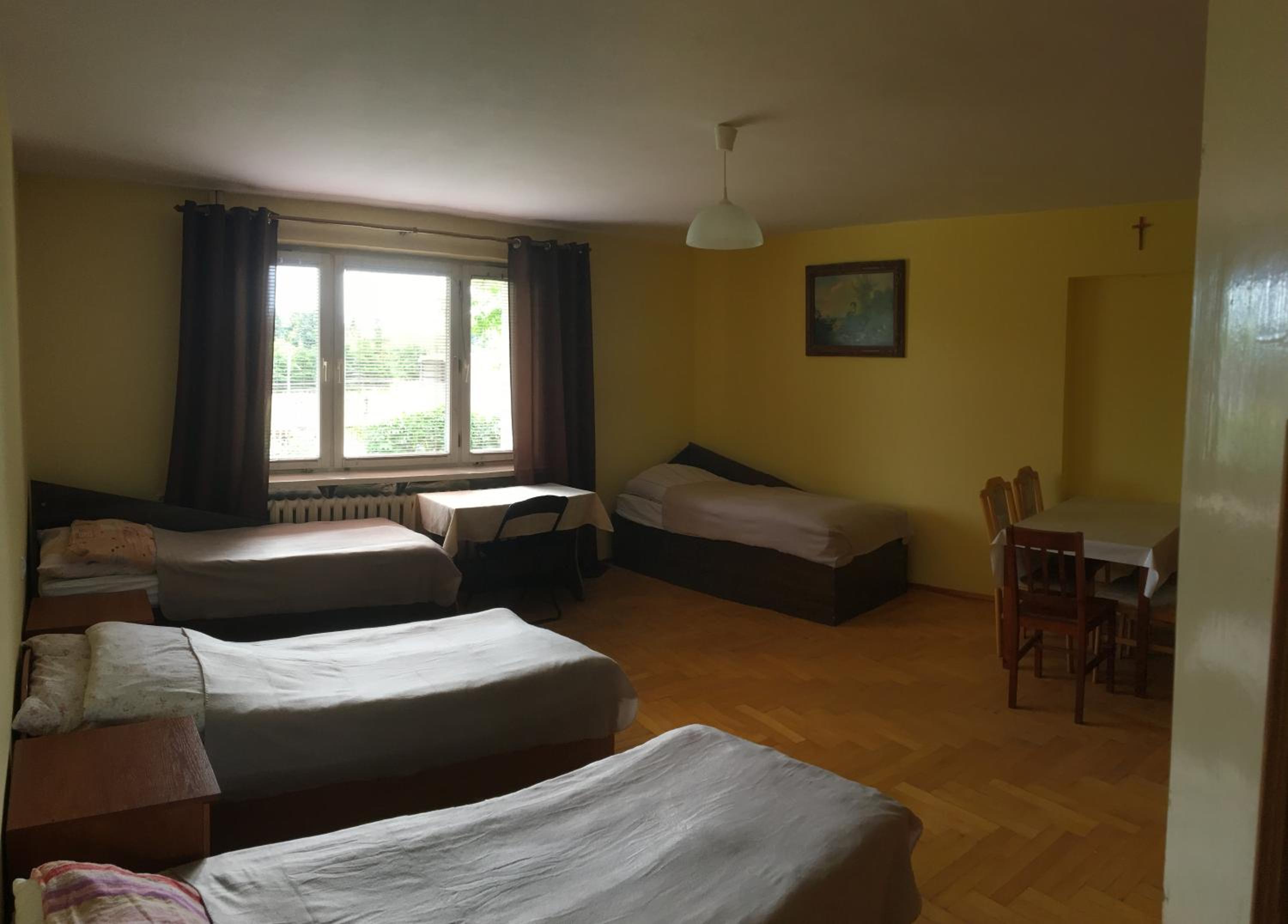 Economy Quadruple Room photo 1