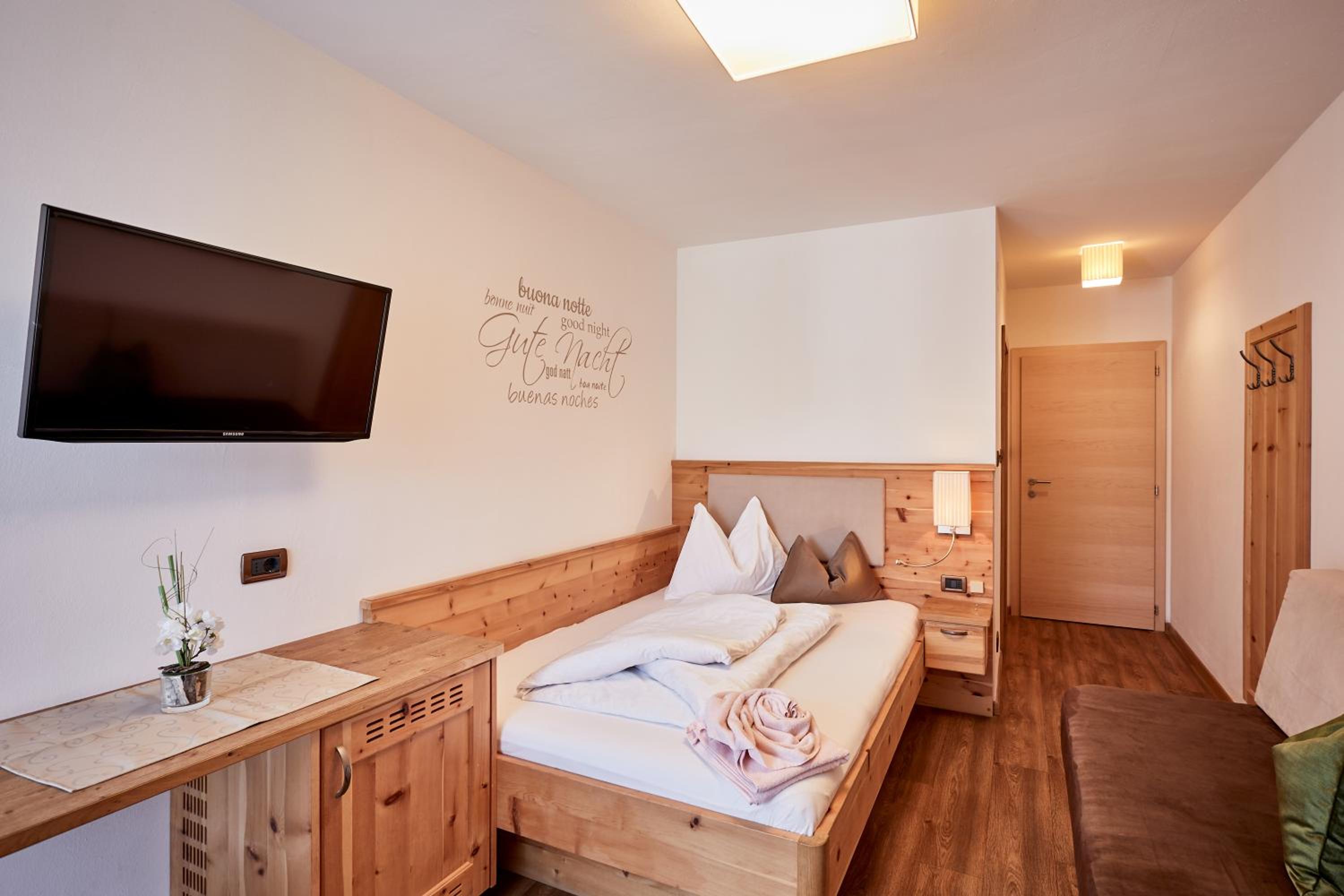 Deluxe Single Room photo 1