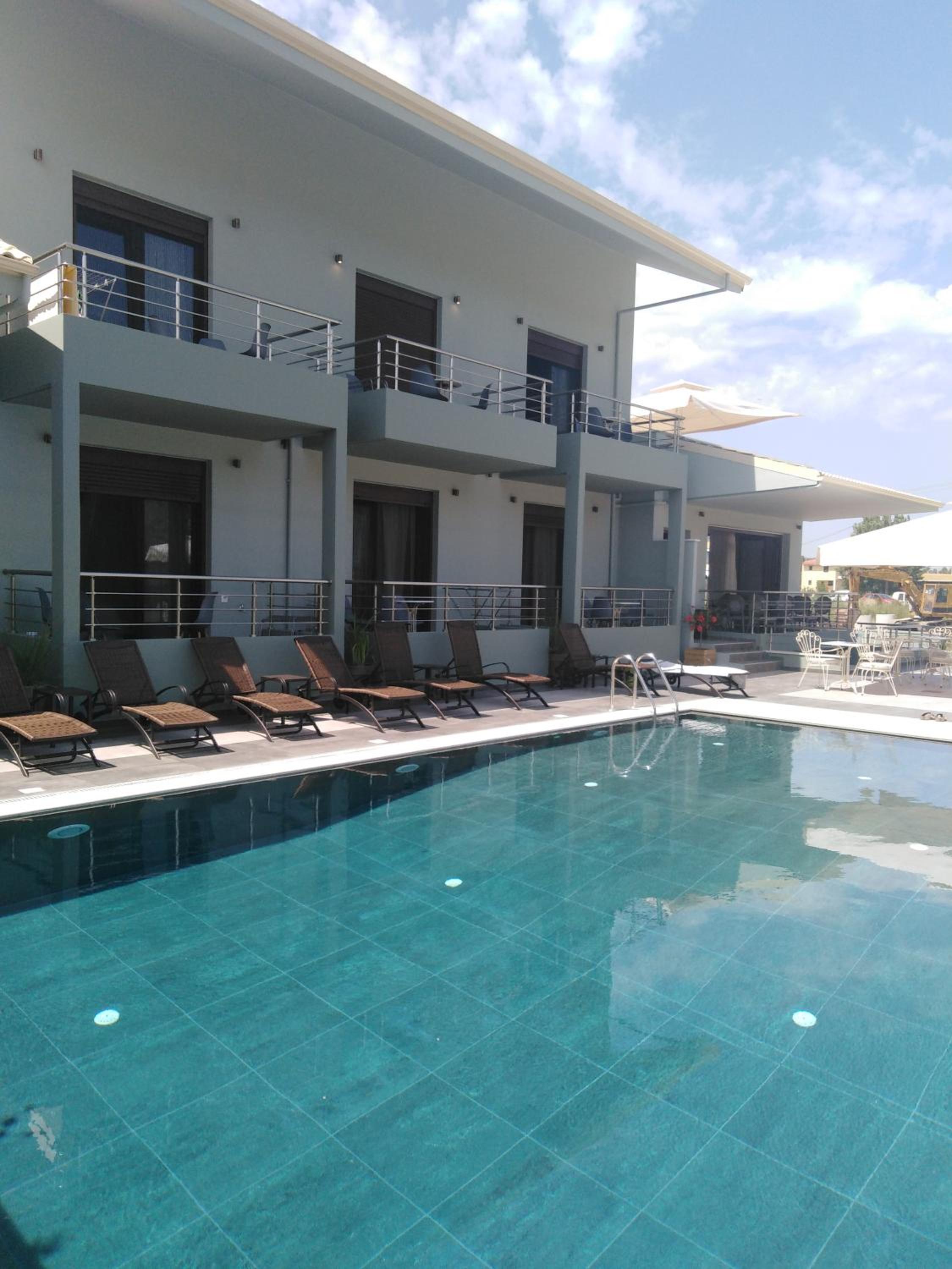 Family Room with Balcony - Photo 7