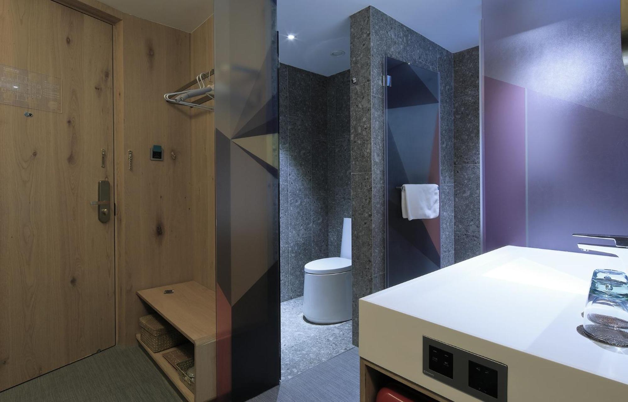 Double Room - Photo 10