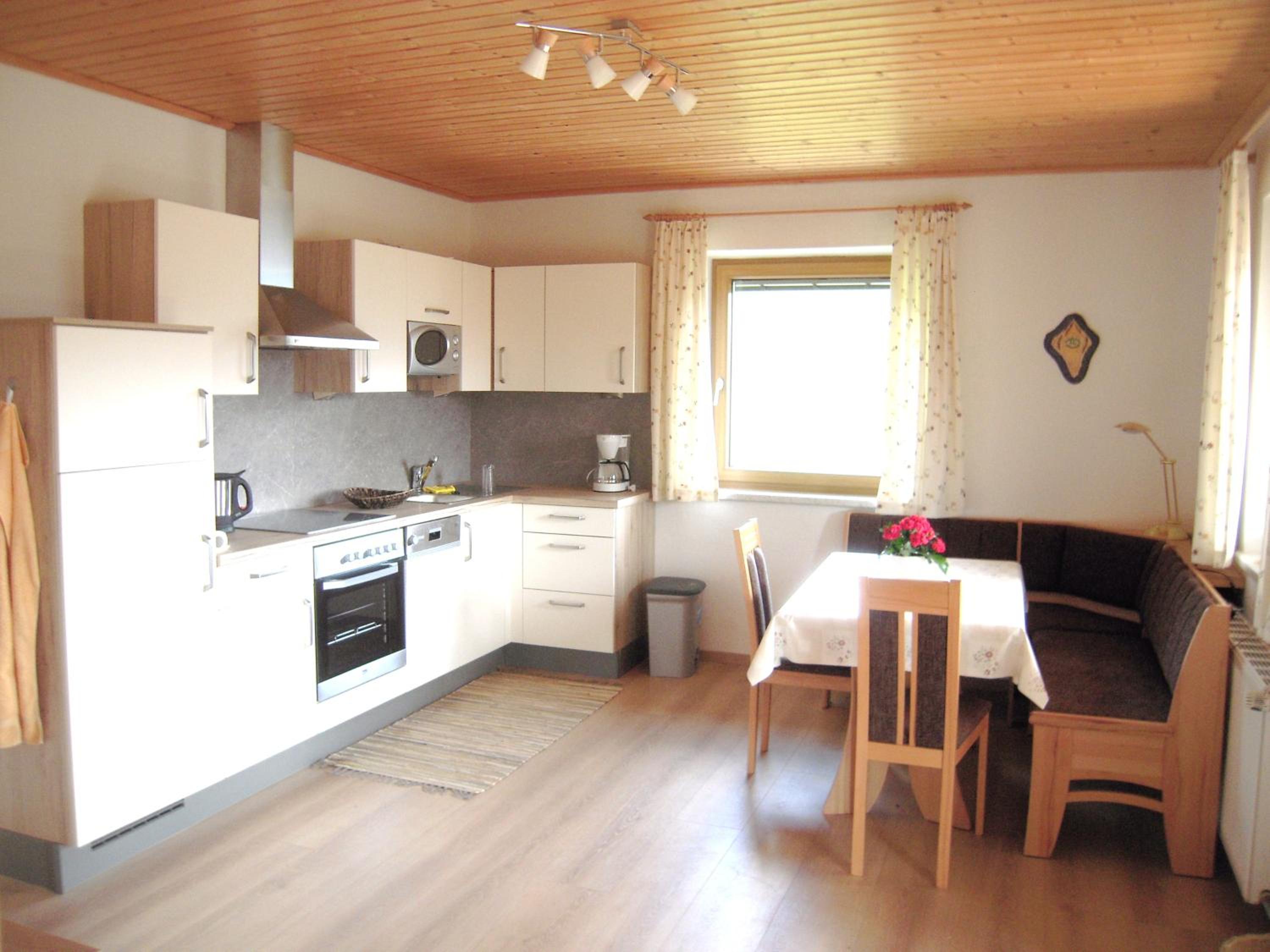 Apartment with Mountain View photo 2