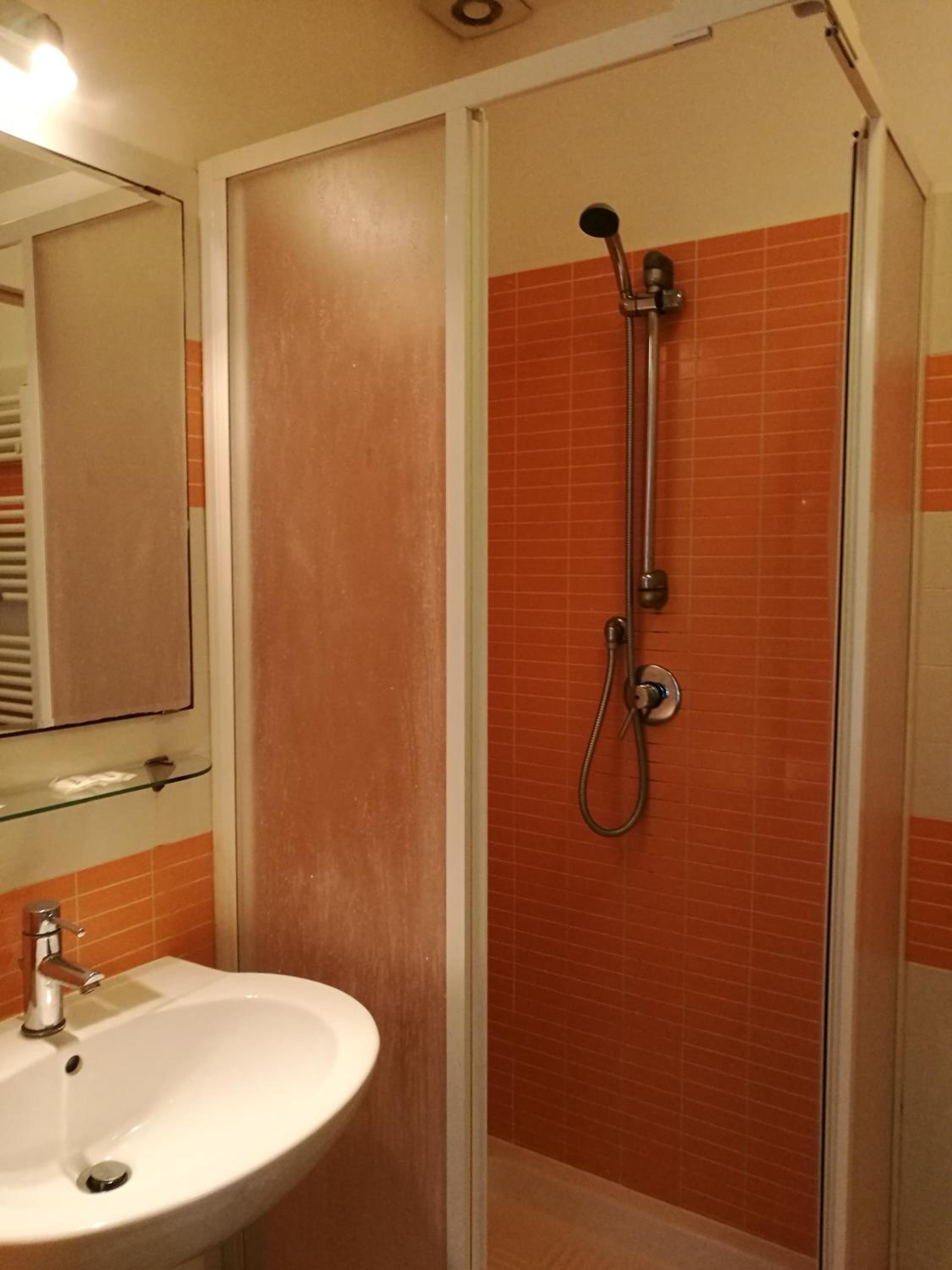 Double or Twin Room - Annex photo 3