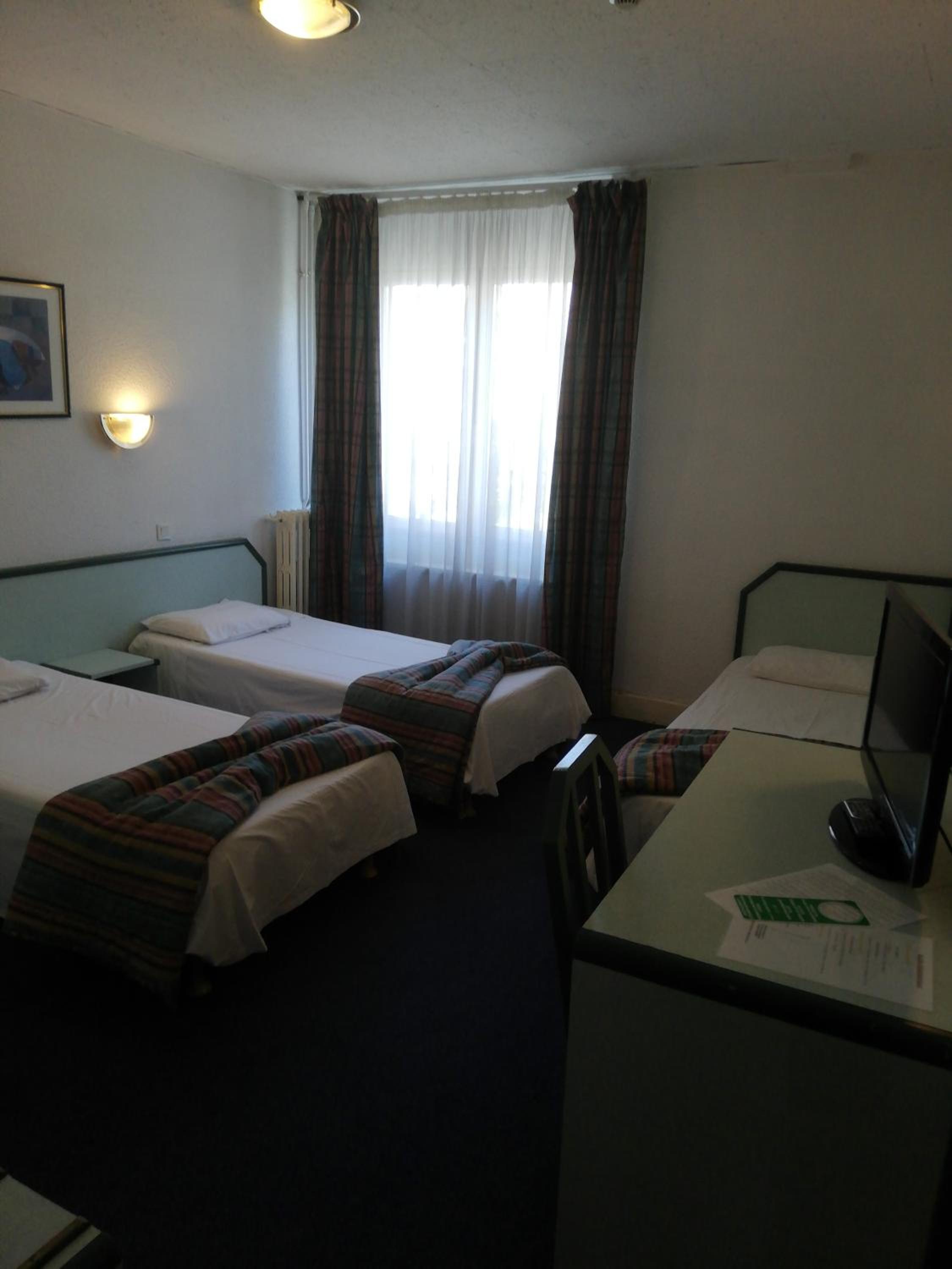Triple Room - Photo 1