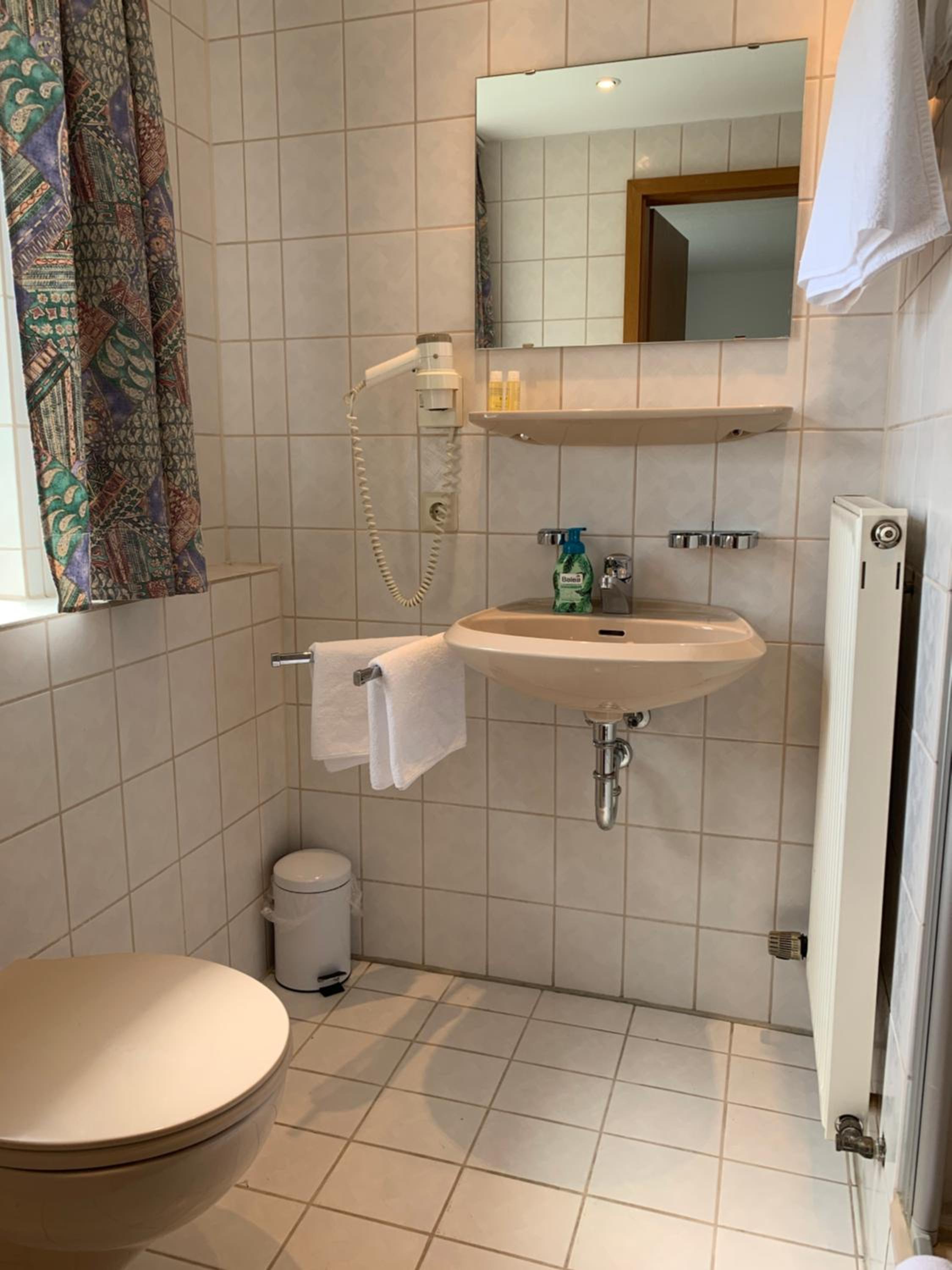 Double Room - Photo 3