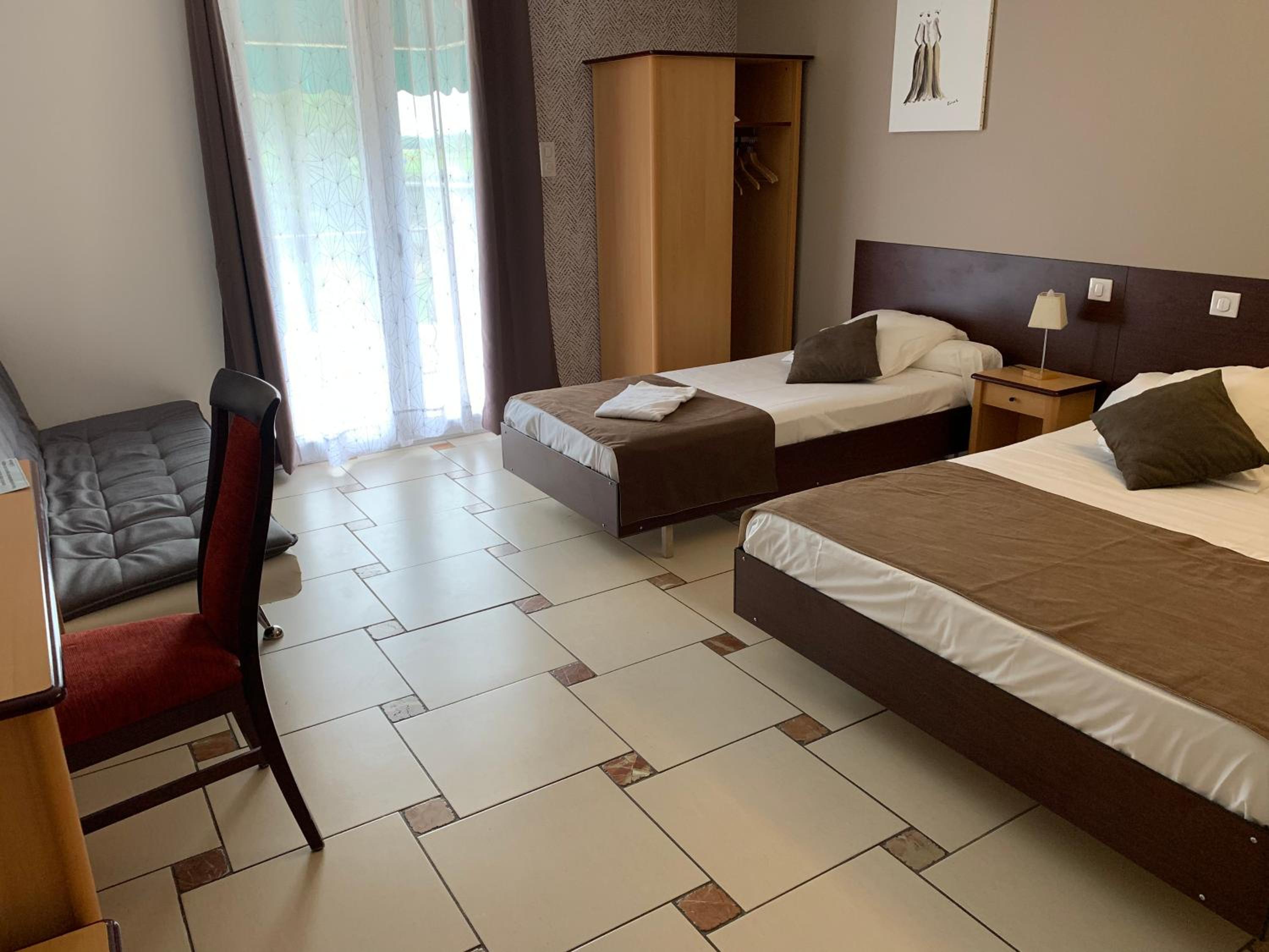 Triple Room - Photo 3