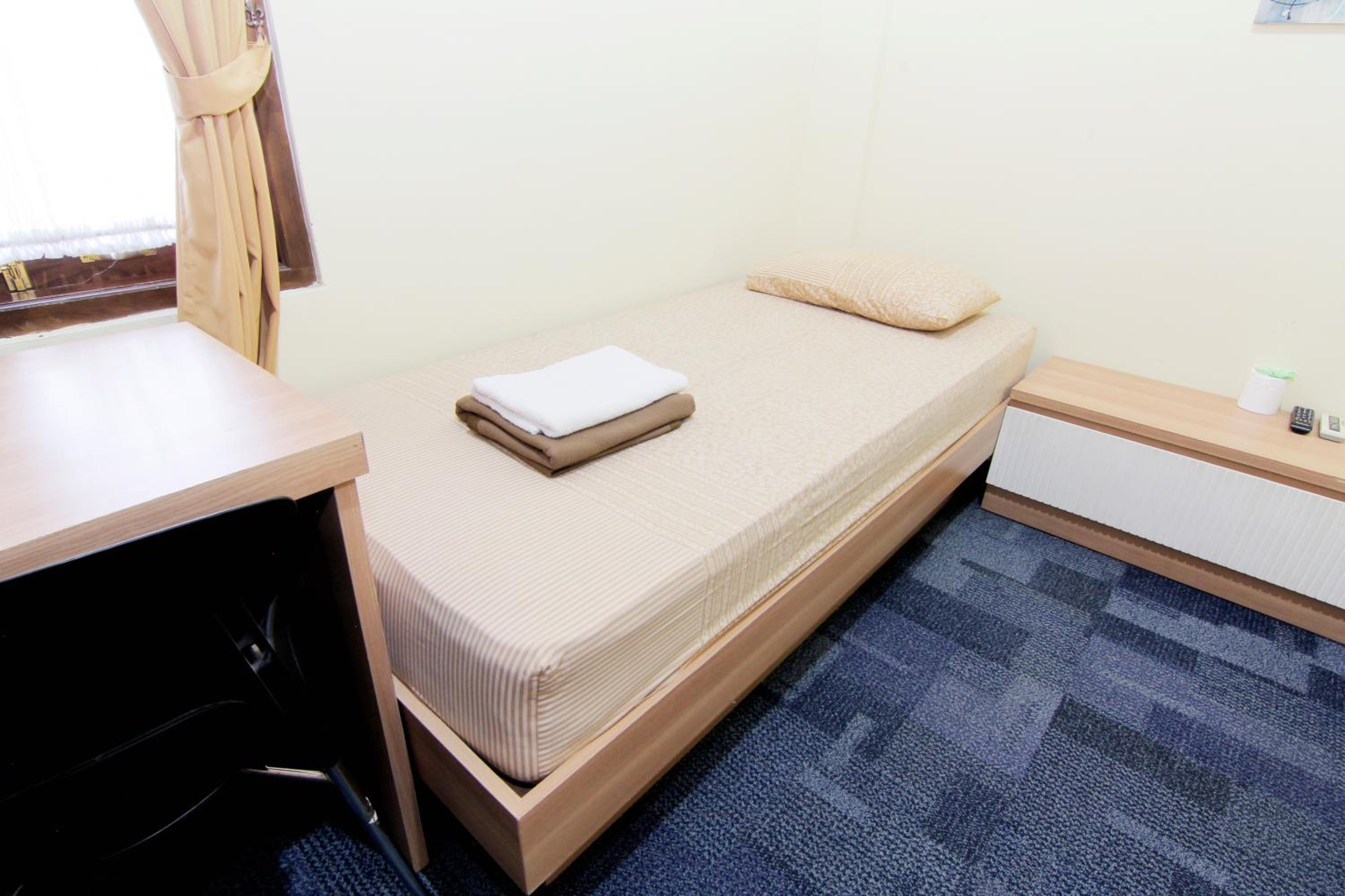 Standard Twin Room - Photo 1