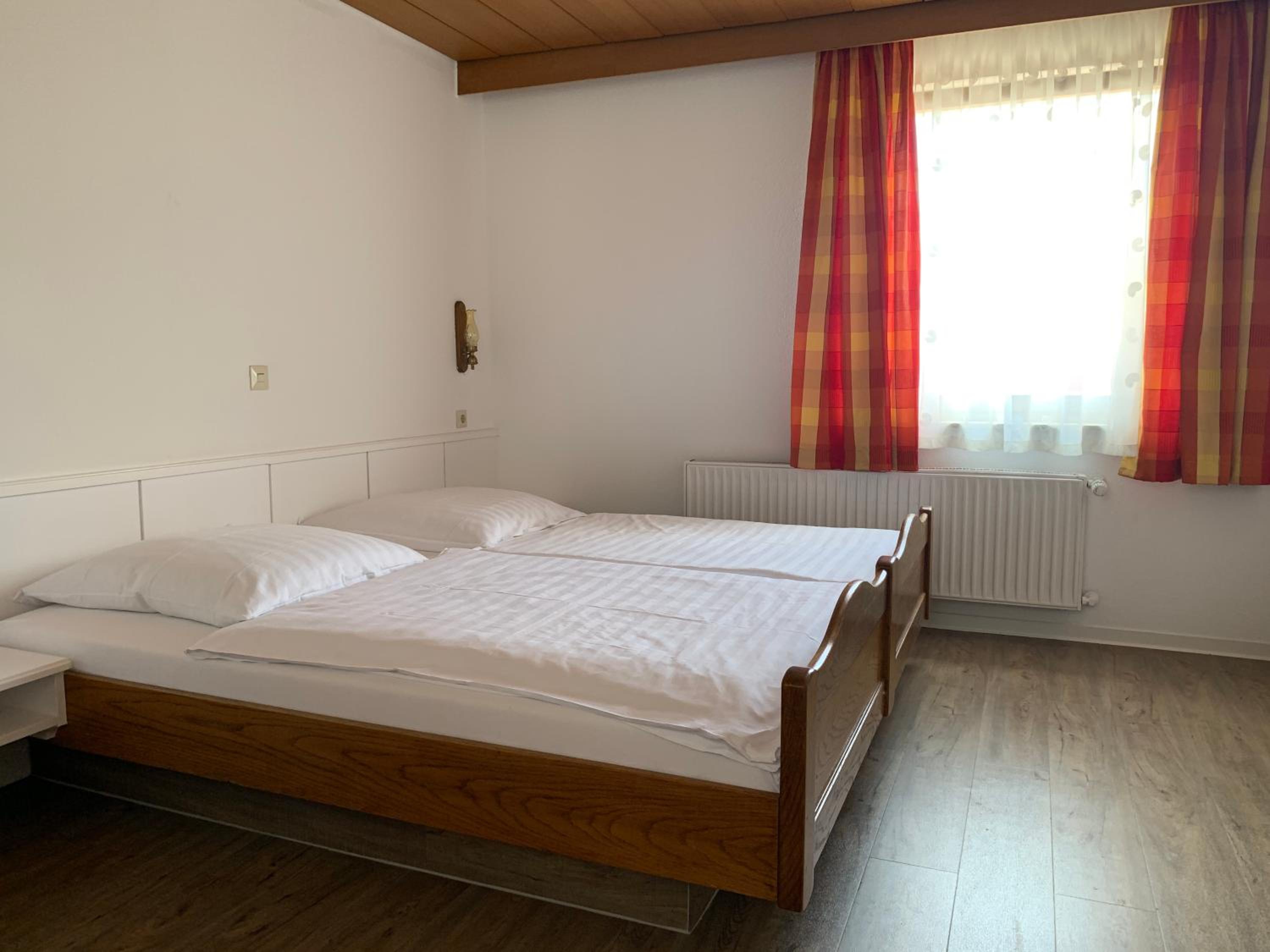 Double Room - Photo 4