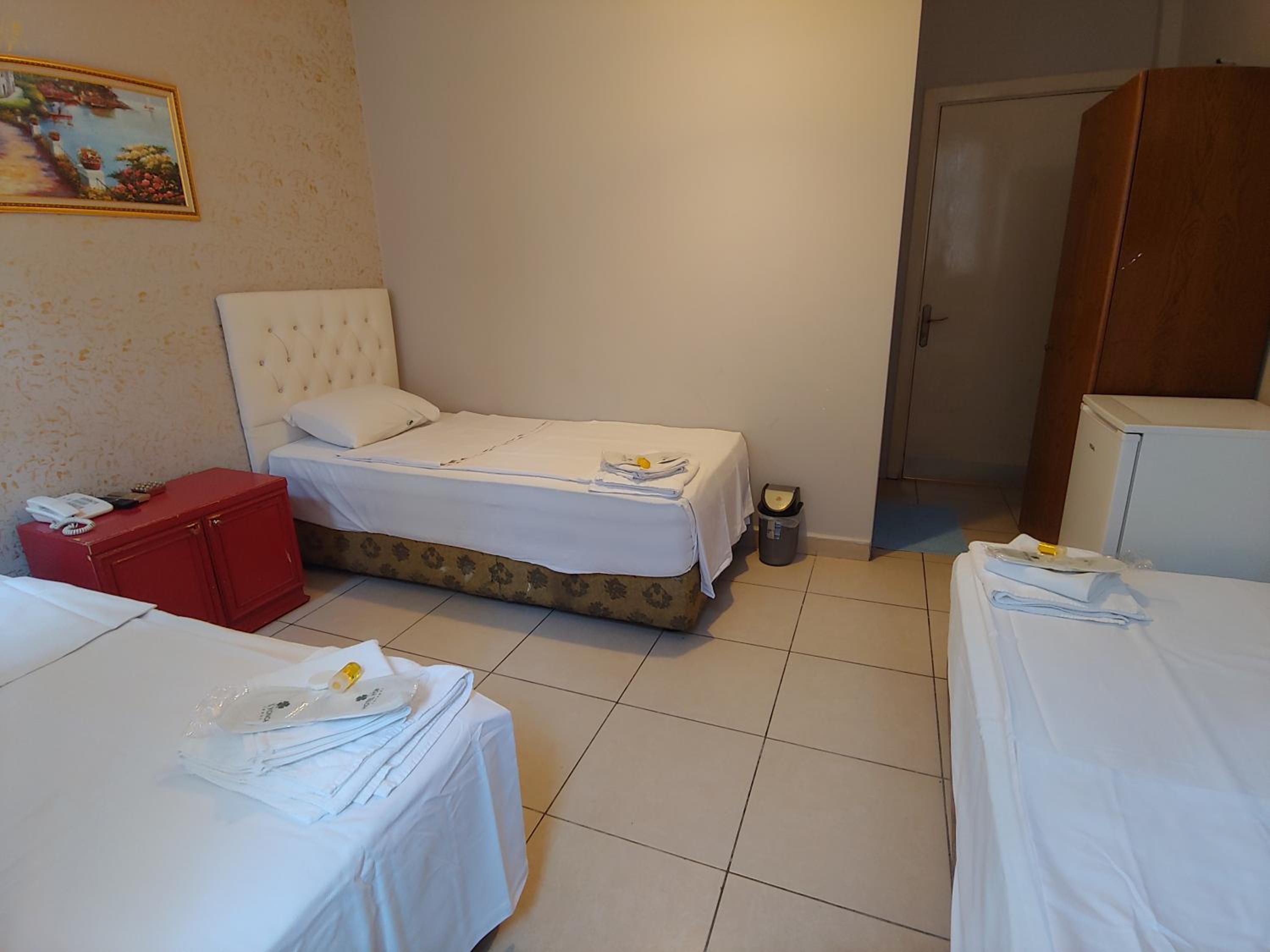 Triple Room photo 2