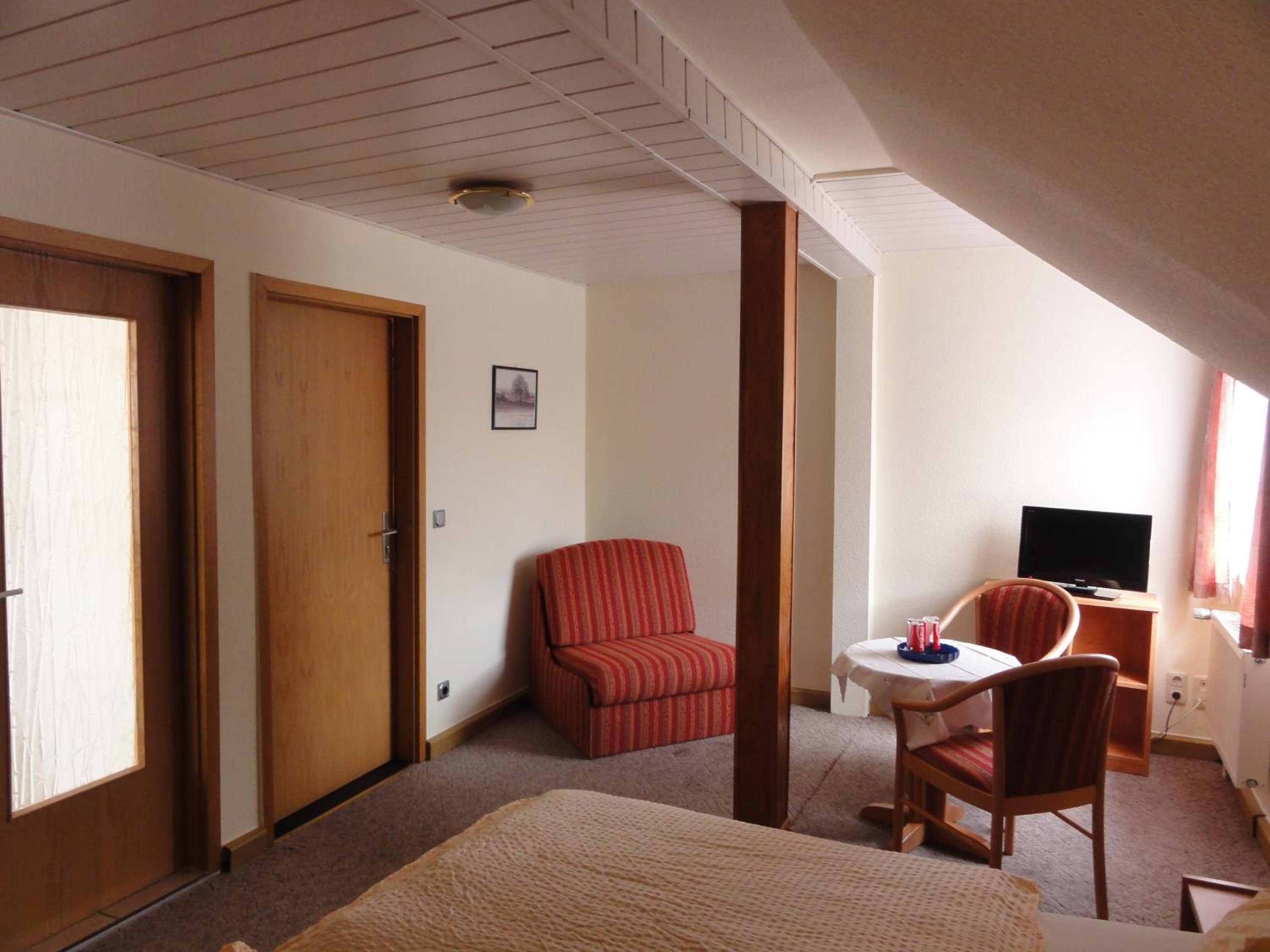 Double Room - Photo 4