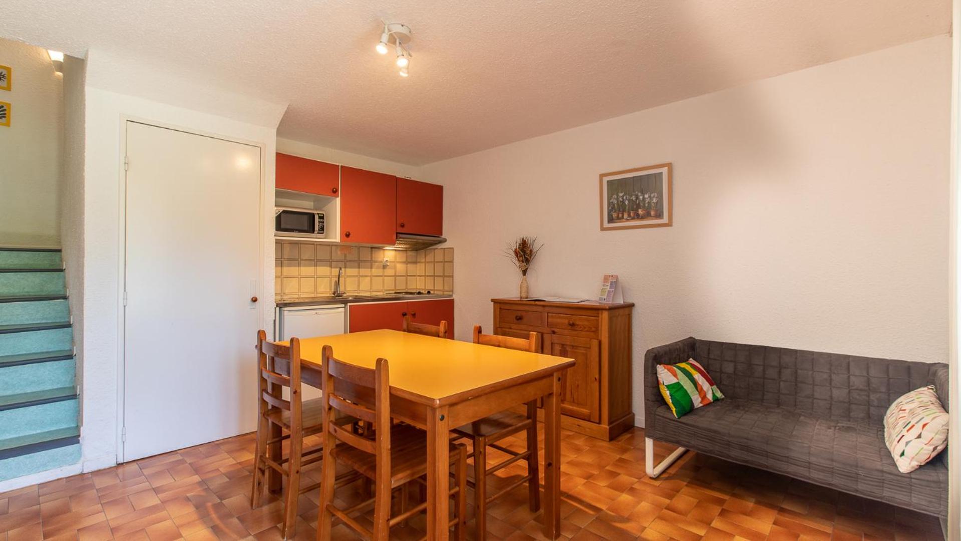 Two-Bedroom Apartment (4 Adults) - Photo 9
