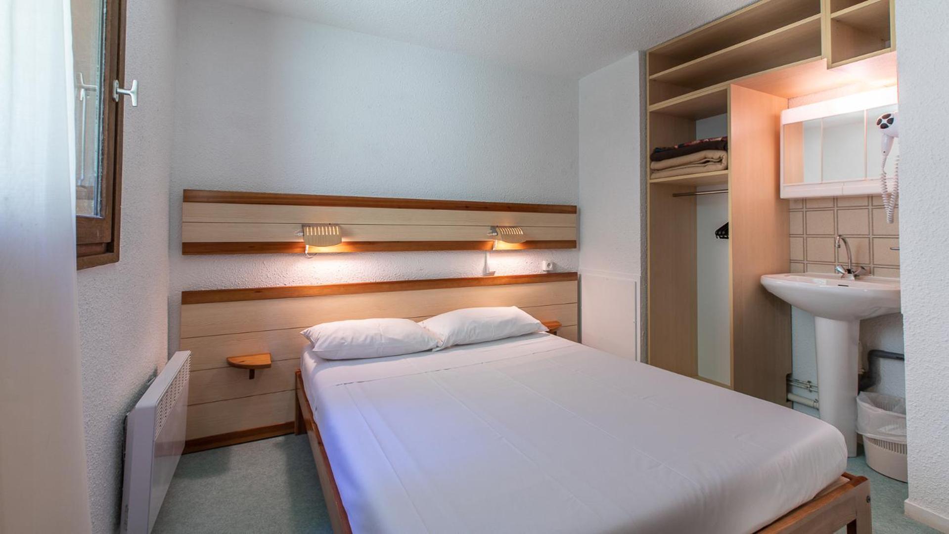 Two-Bedroom Apartment (4 Adults) - Photo 1