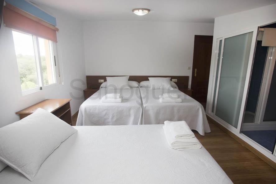 Double Room with Extra Bed photo 3