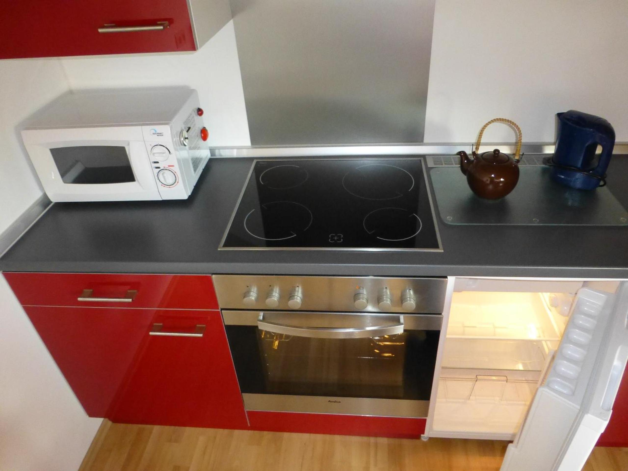 One-Bedroom Apartment - Photo 28