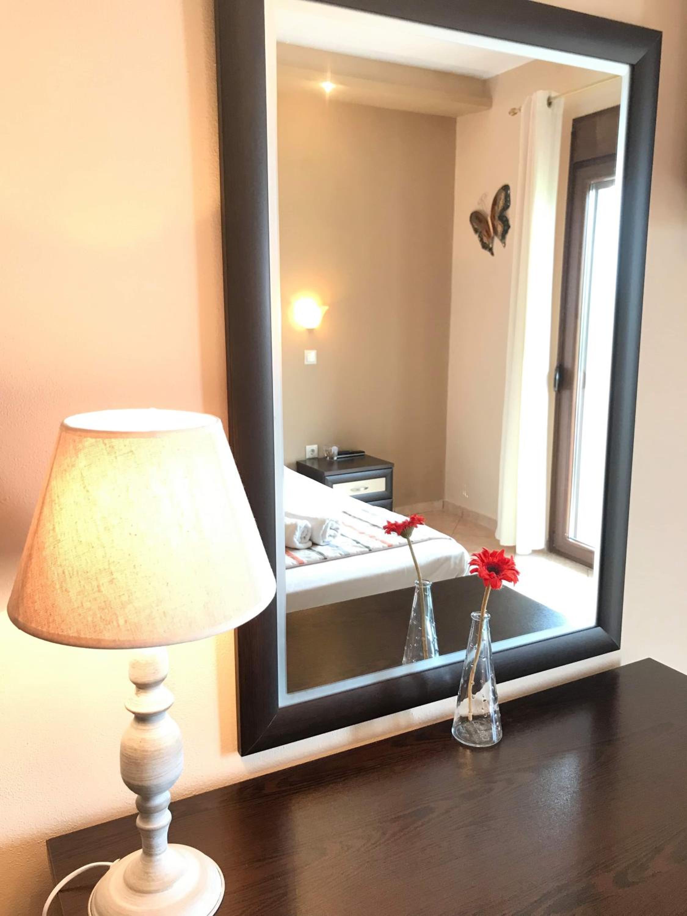 Studio (2 Adults)