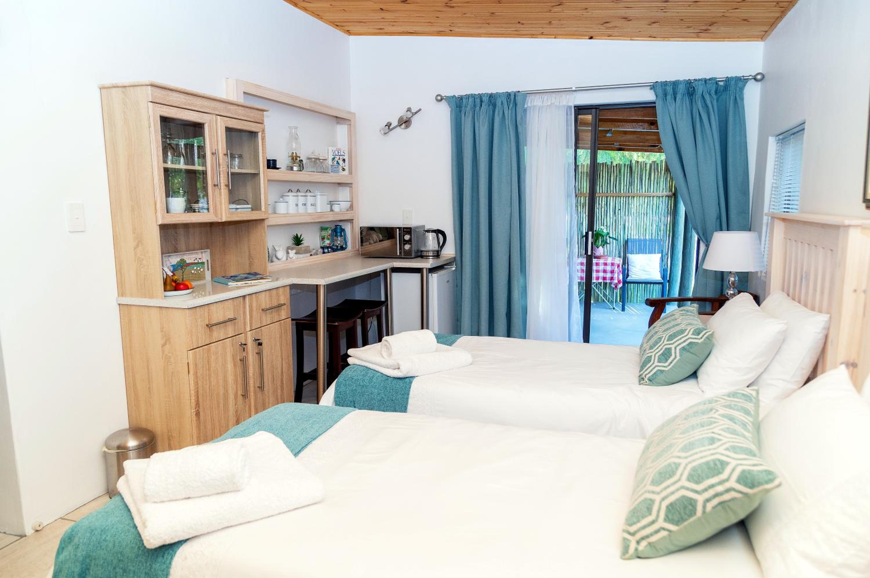 Deluxe Double or Twin Room - Photo 17