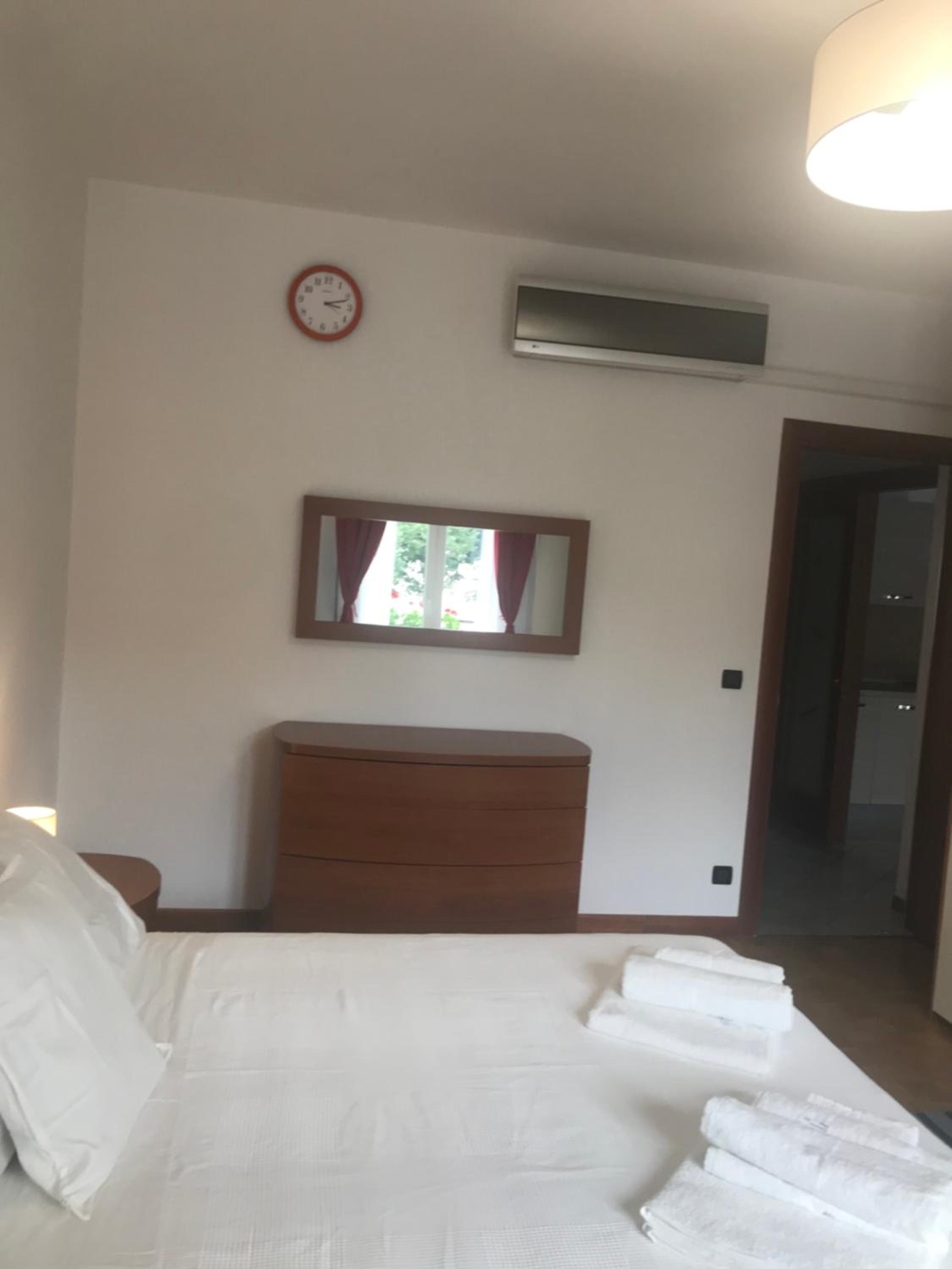 Apartment with Balcony - Photo 12