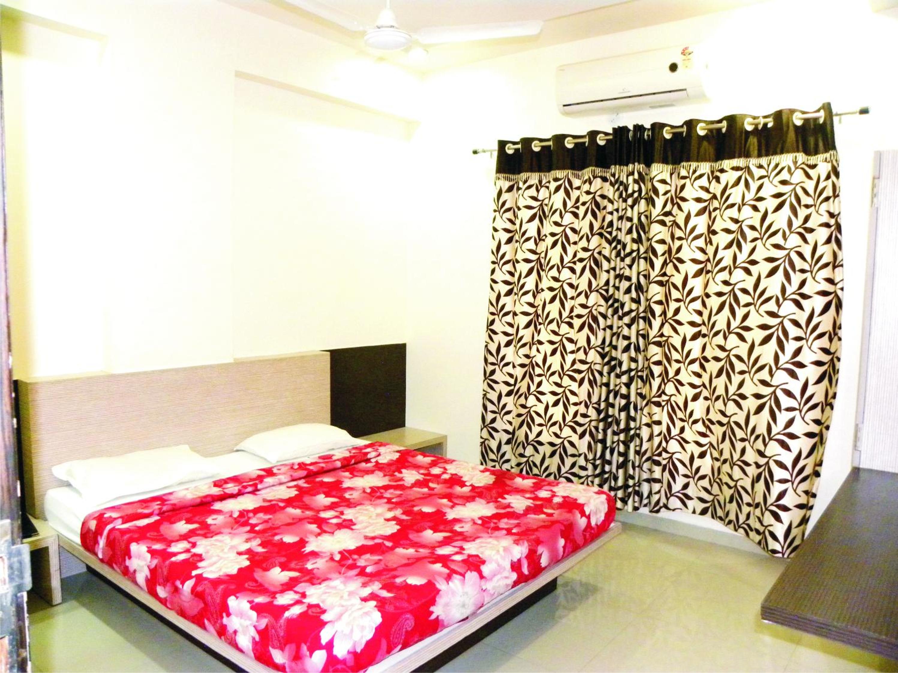 Deluxe Double Room With Fan