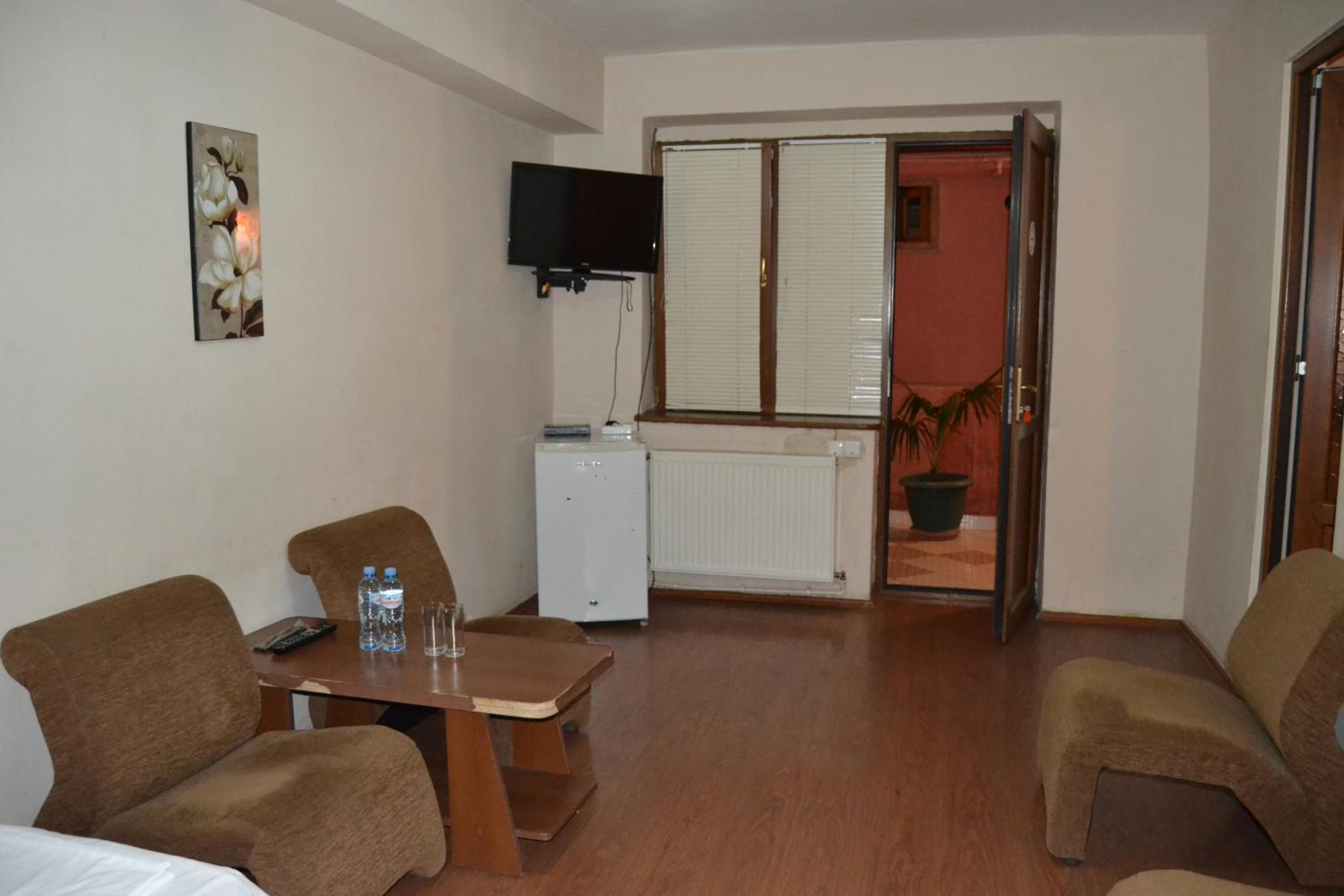 Deluxe Double or Twin Room - Photo 1