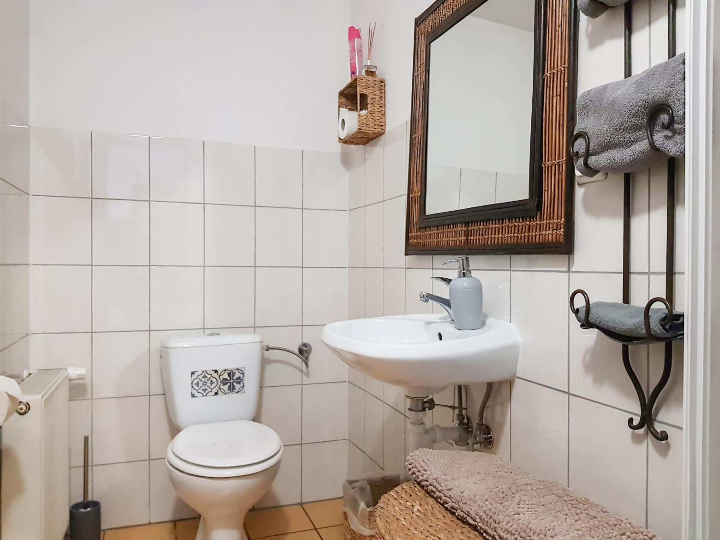 Double Room - Photo 4