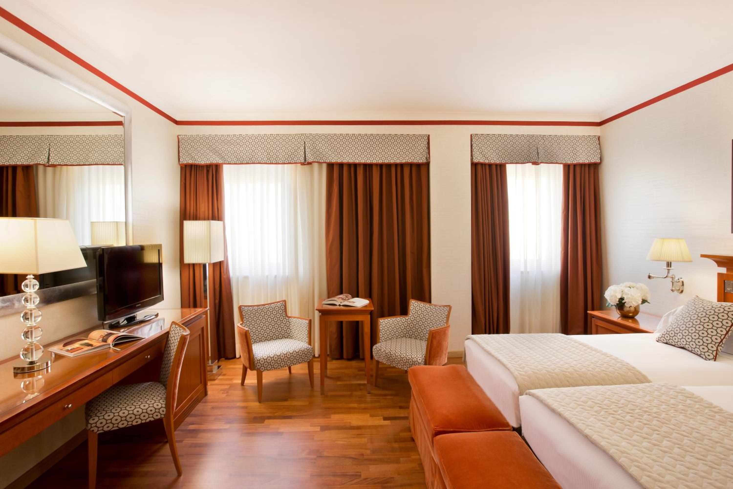 Deluxe Double or Twin Room